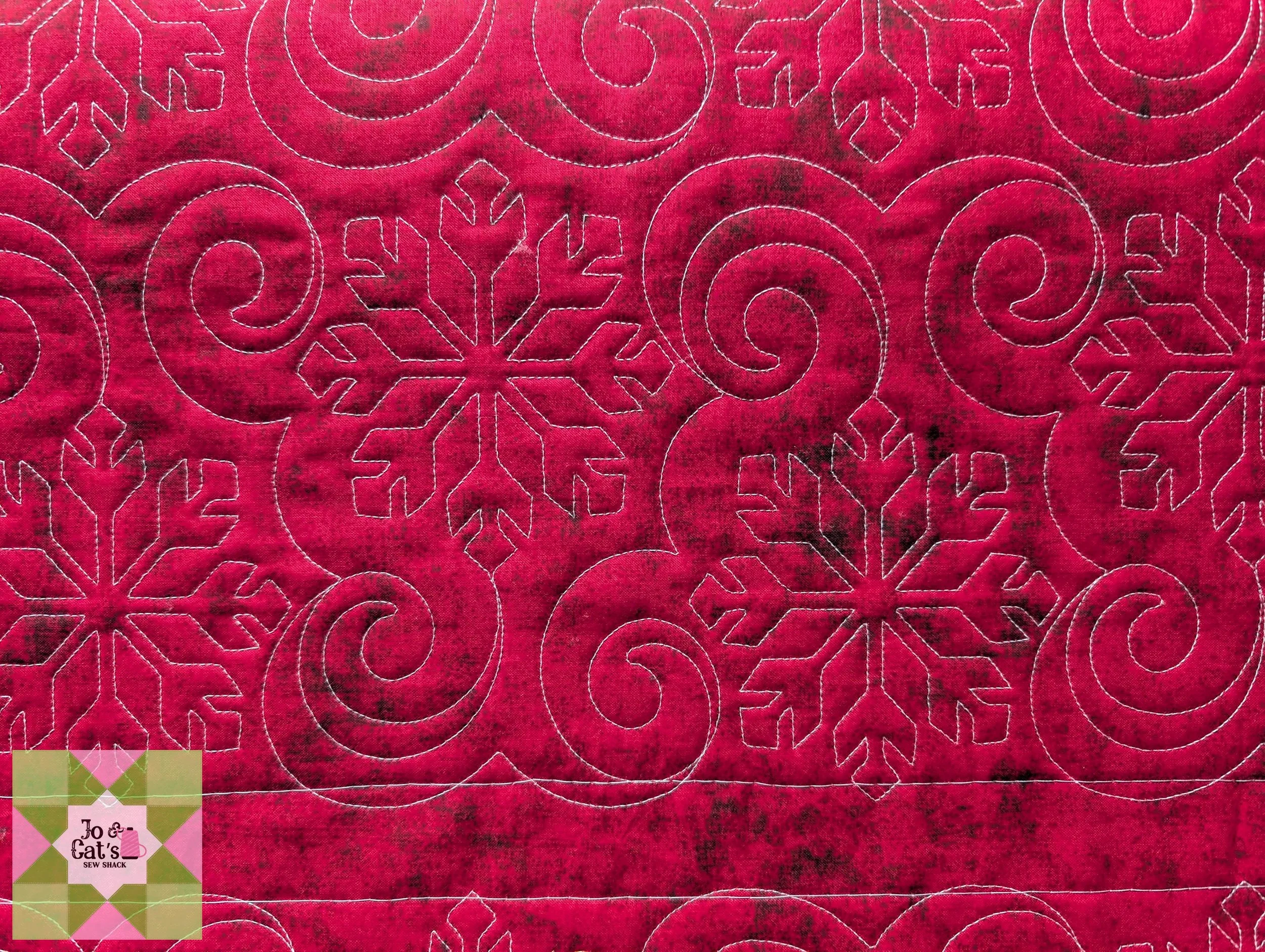 020 2 Christmas Table Runners_04.jpg