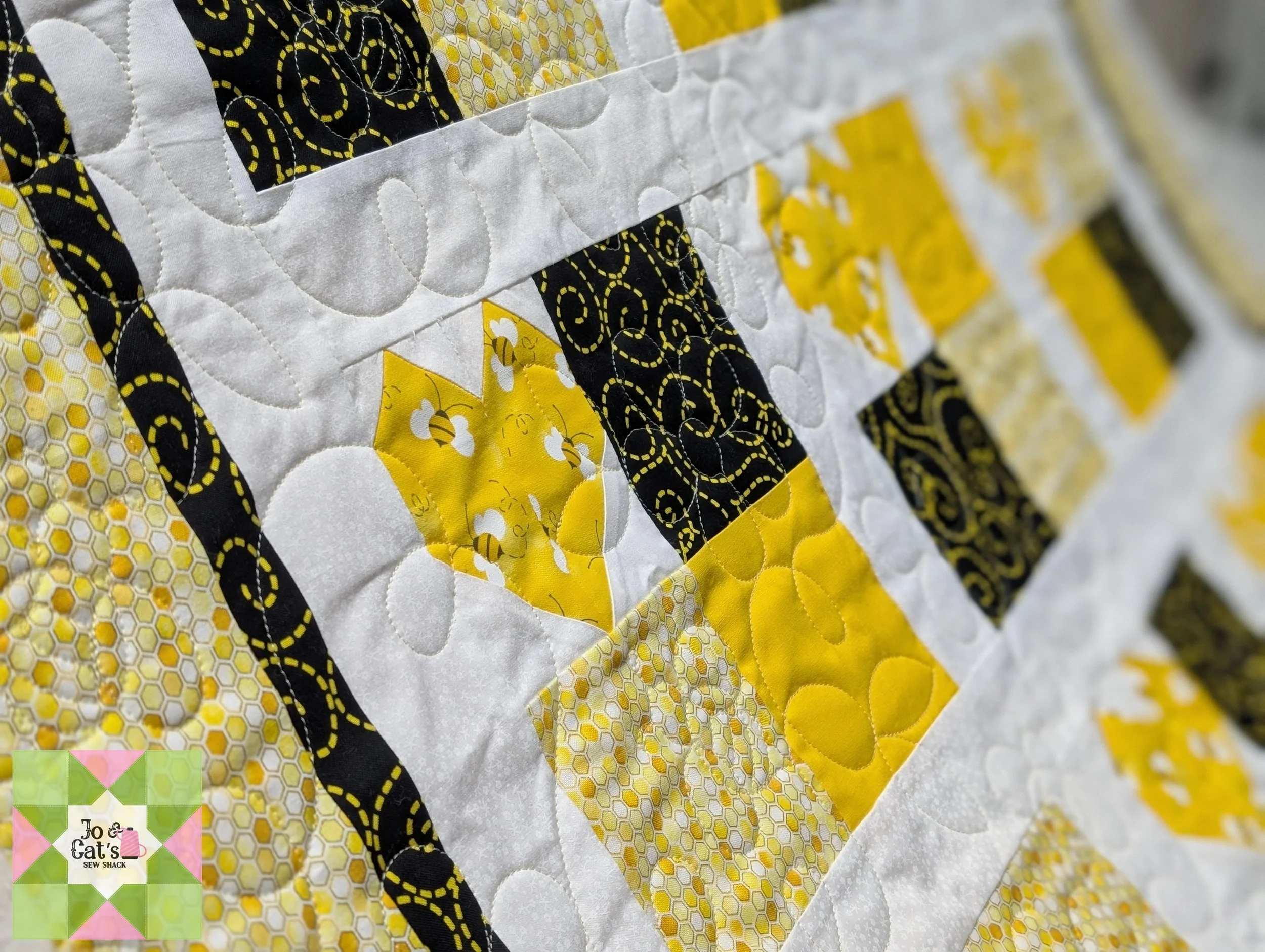 023 Bees & Hearts_08.jpg
