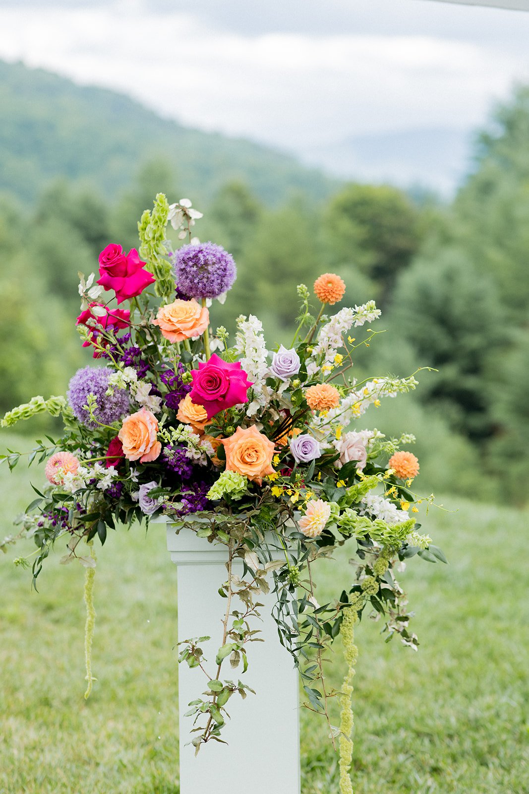 Ceremony-Decor_Larson-Rollins-Wedding_7-12-25_Jessica-Hunt-Photography_2025-24.jpg