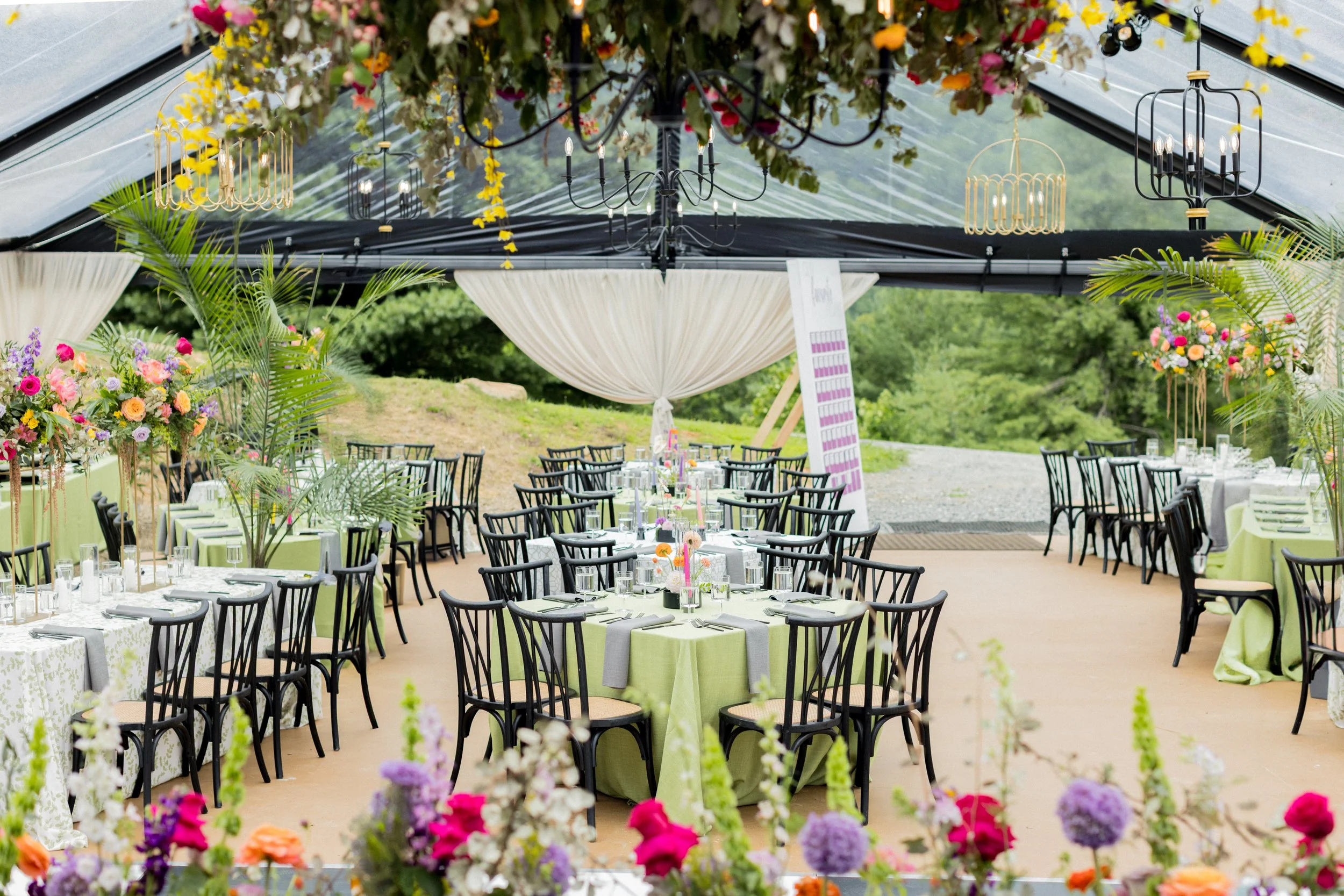 Reception-Decor_Larson-Rollins-Wedding_7-12-25_Jessica-Hunt-Photography_2025-33.jpg