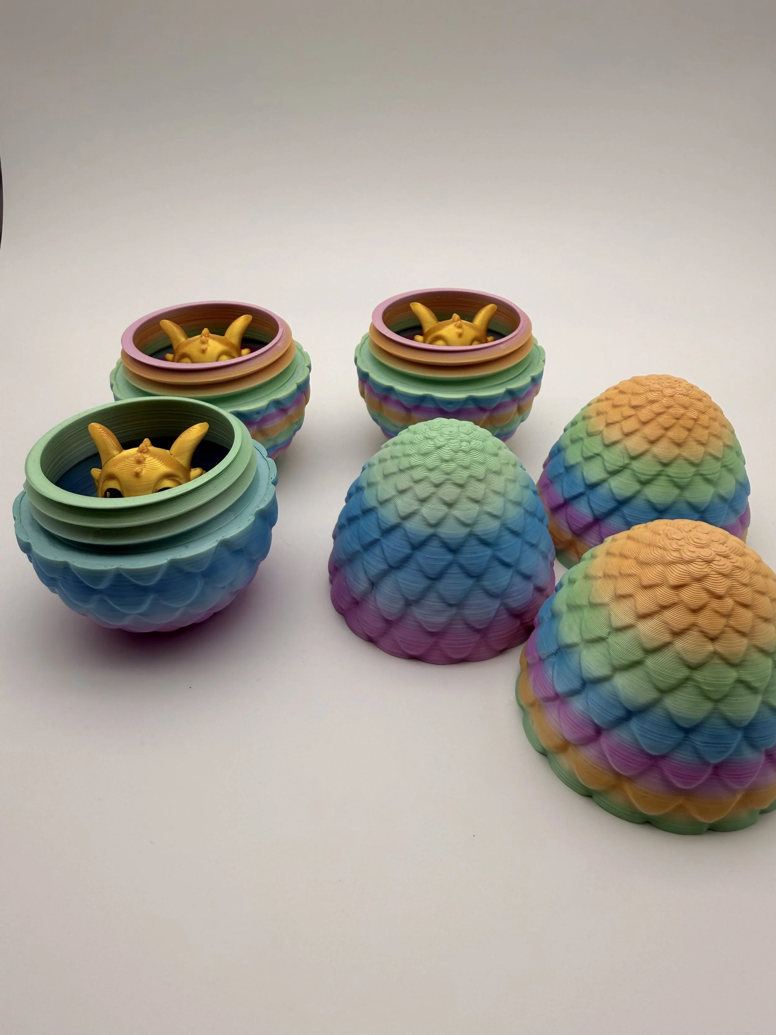 Dragon Egg, w/ baby dragon