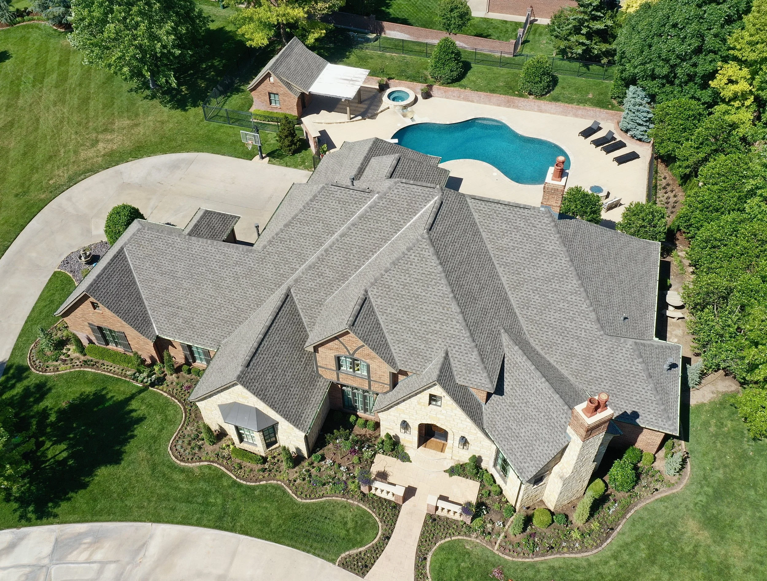 GAF Timberline HDZ in Weathered Wood
