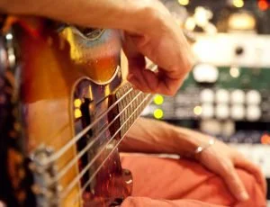 bassist-4-300x230.jpg