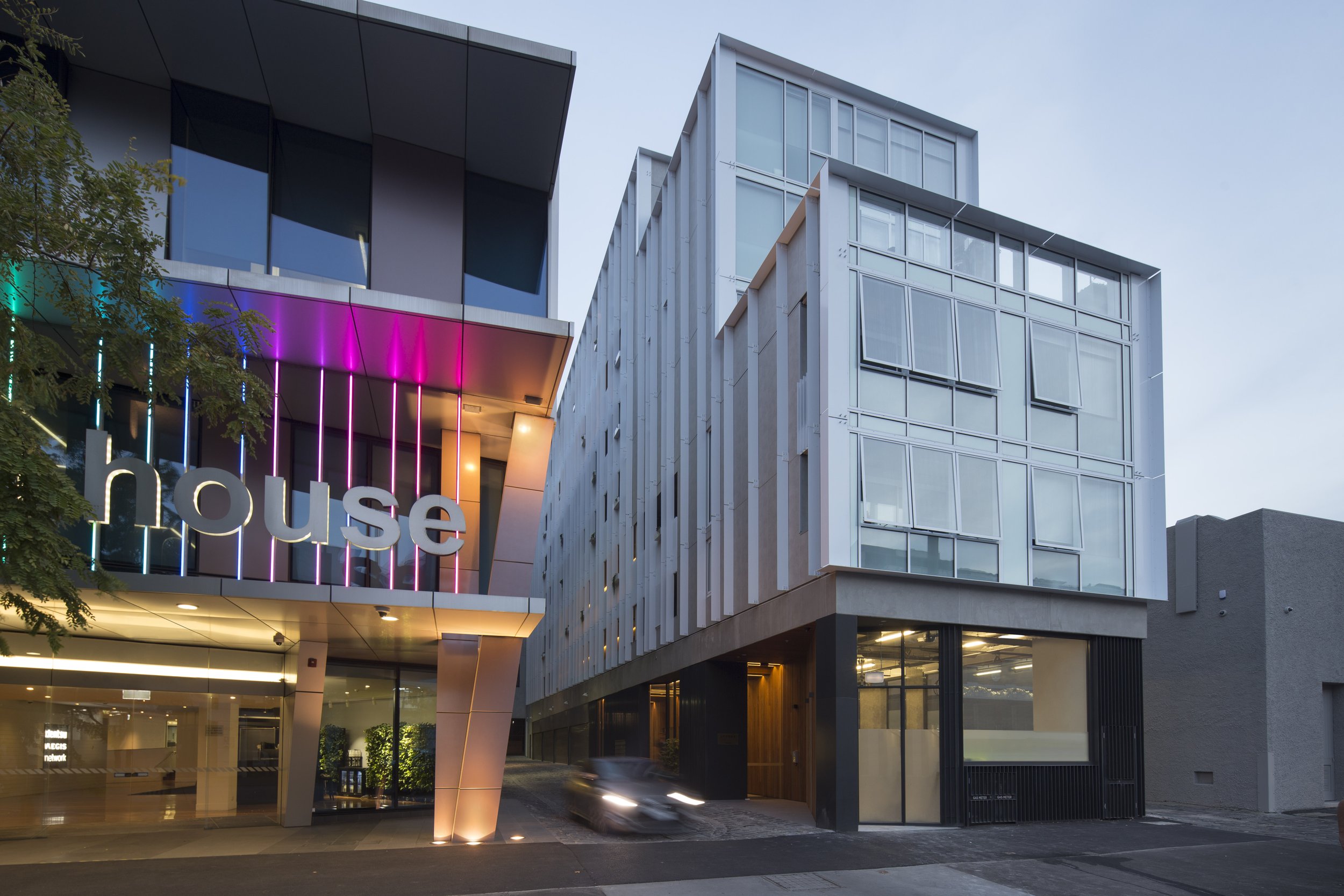 York_External_0003.jpg