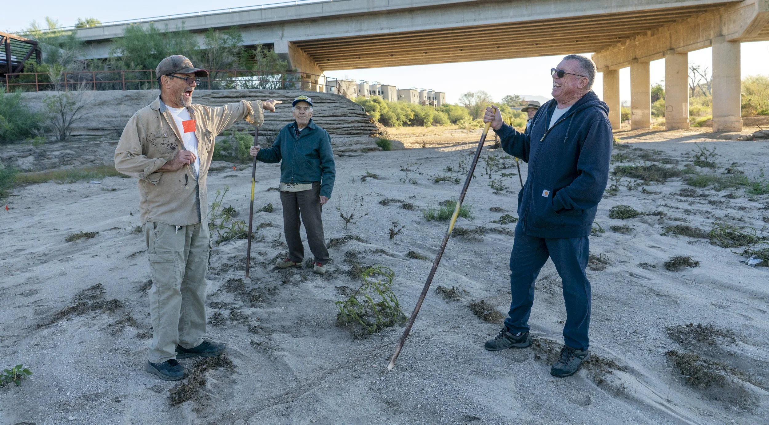10-25-2025_Seeded Hunt_Detectors Unlimited_Craycroft and River Rd_Rillito River Path wash_Tucson, Arizona_photo credit Miriam Hoffmaster-2.jpg