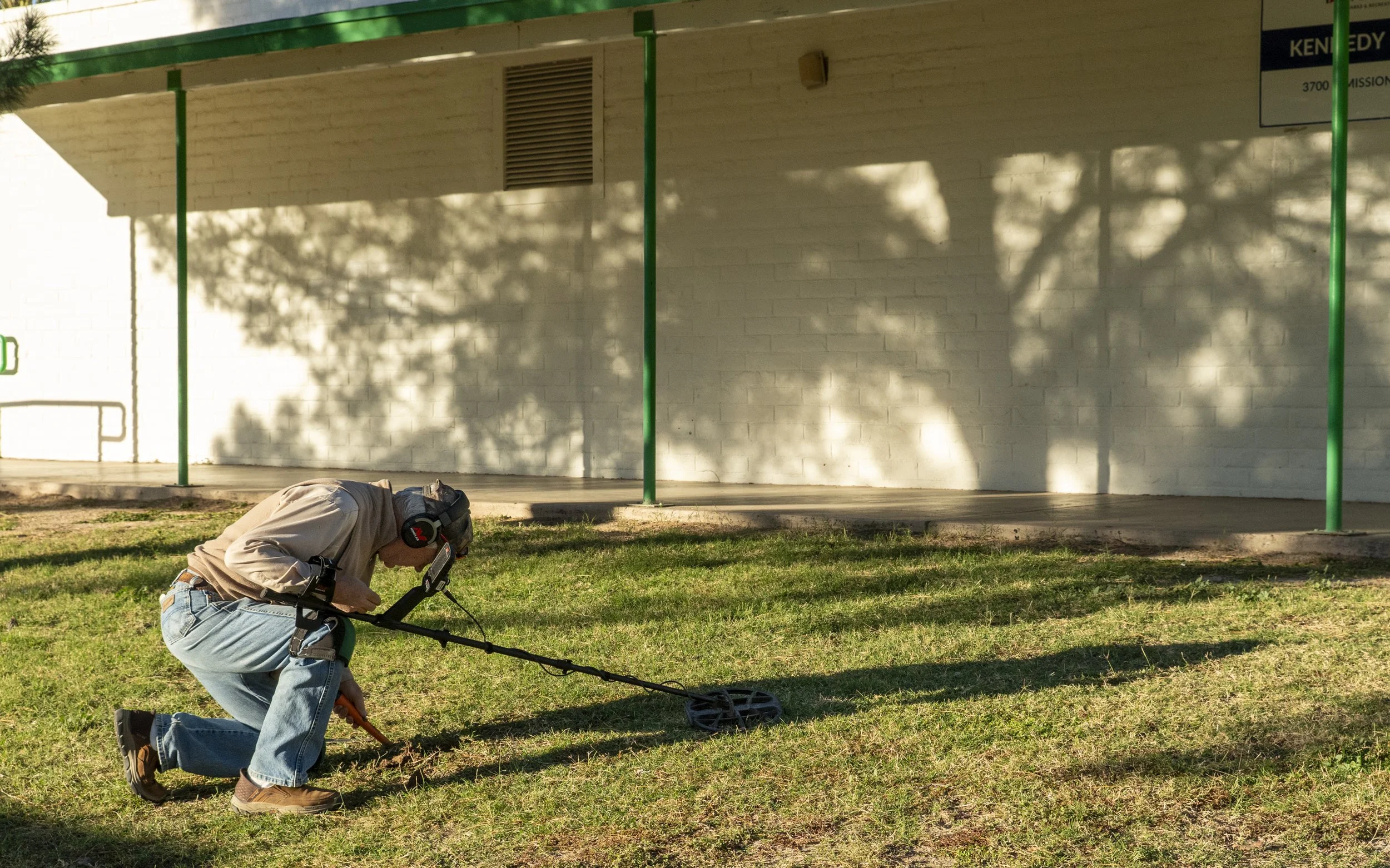 11-29-2025_Detectors Unlimited_monthly club hunting_Kennedy Park_Tucson, Arizona_photo credit Miriam Hoffmaster-2.jpg