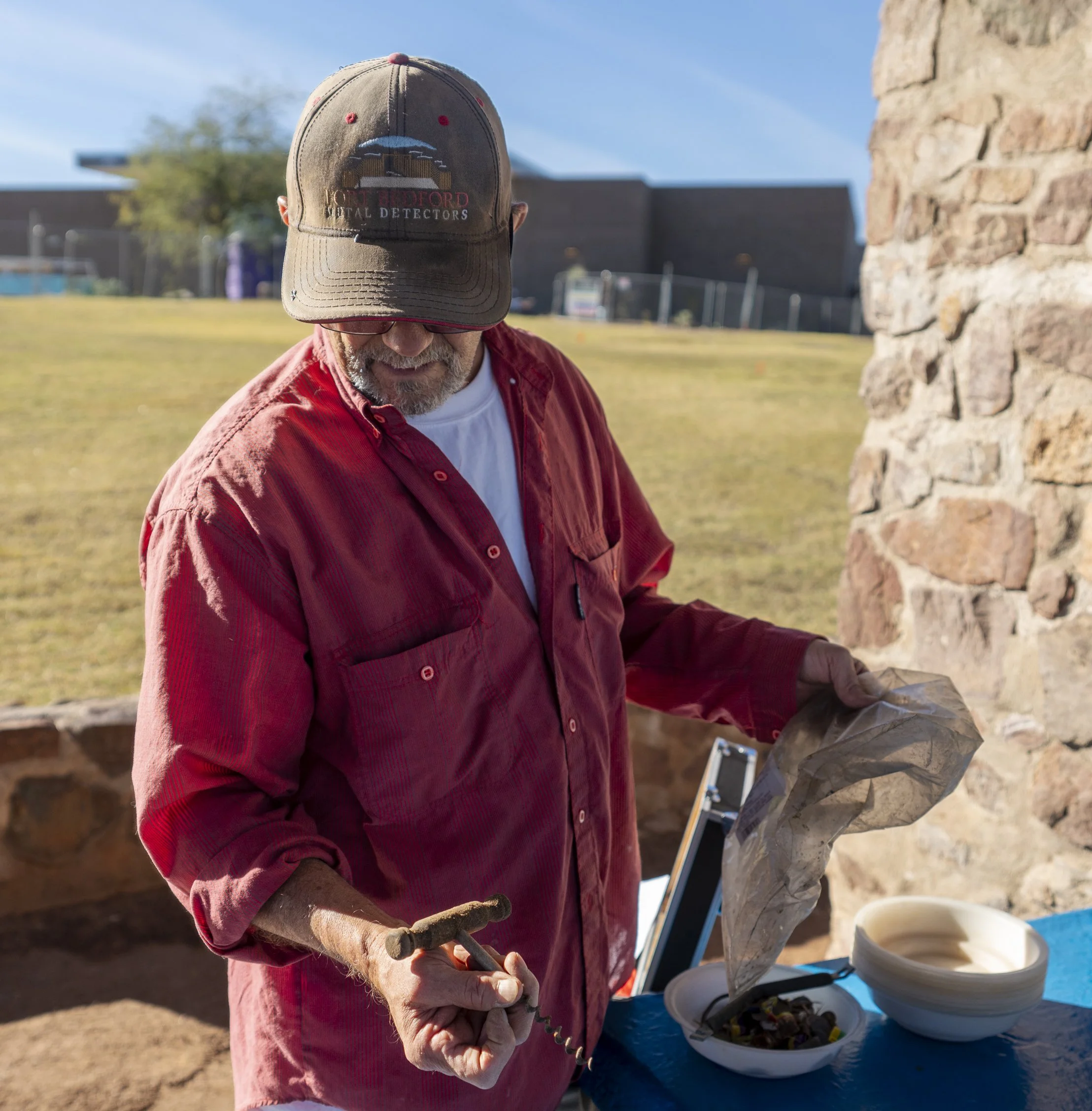 11-29-2025_Detectors Unlimited_monthly club hunting_Kennedy Park_Tucson, Arizona_photo credit Miriam Hoffmaster-49.jpg