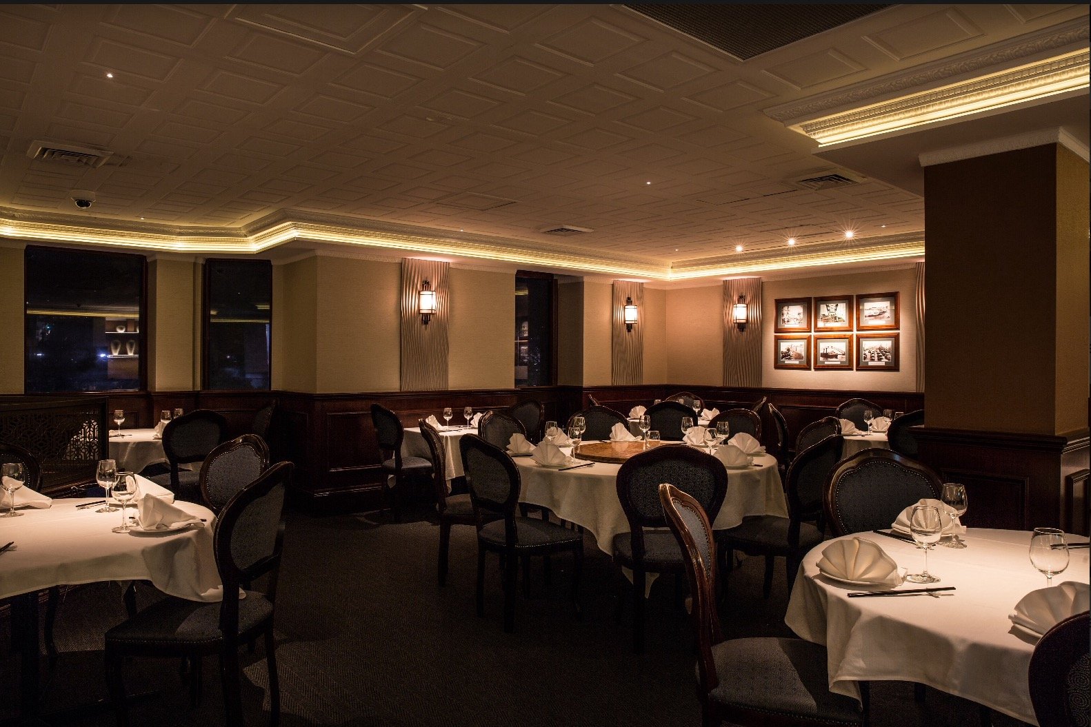 neptune-palace-restaurant-3.PNG