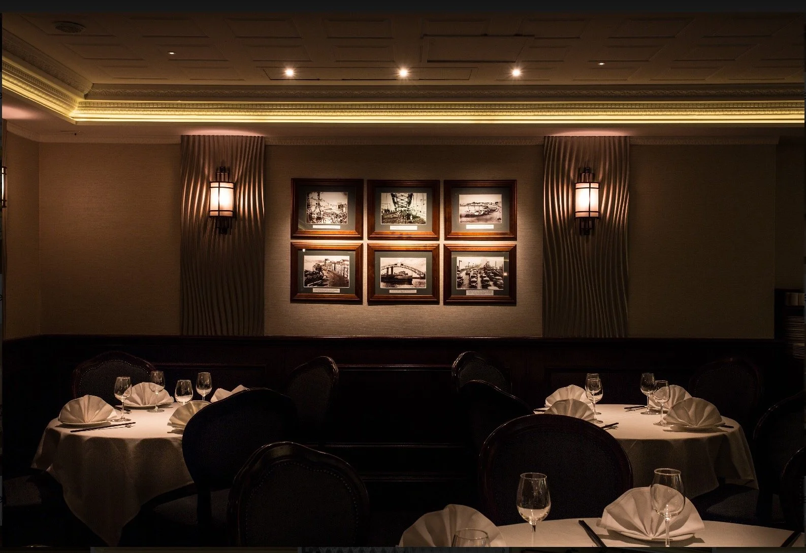 neptune-palace-restaurant-4.PNG