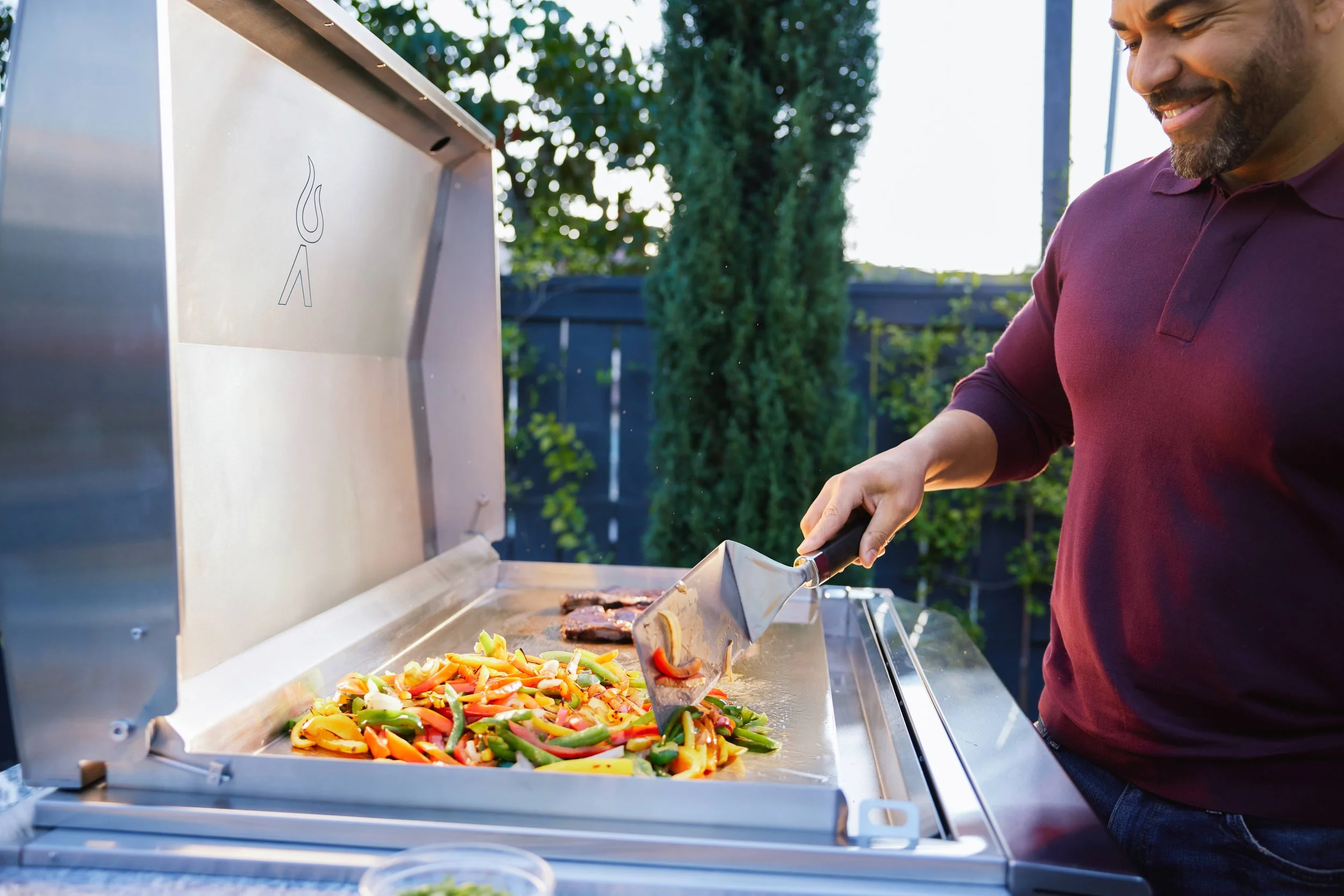 BLZ-GRIDDLE40 3-reduced.jpg