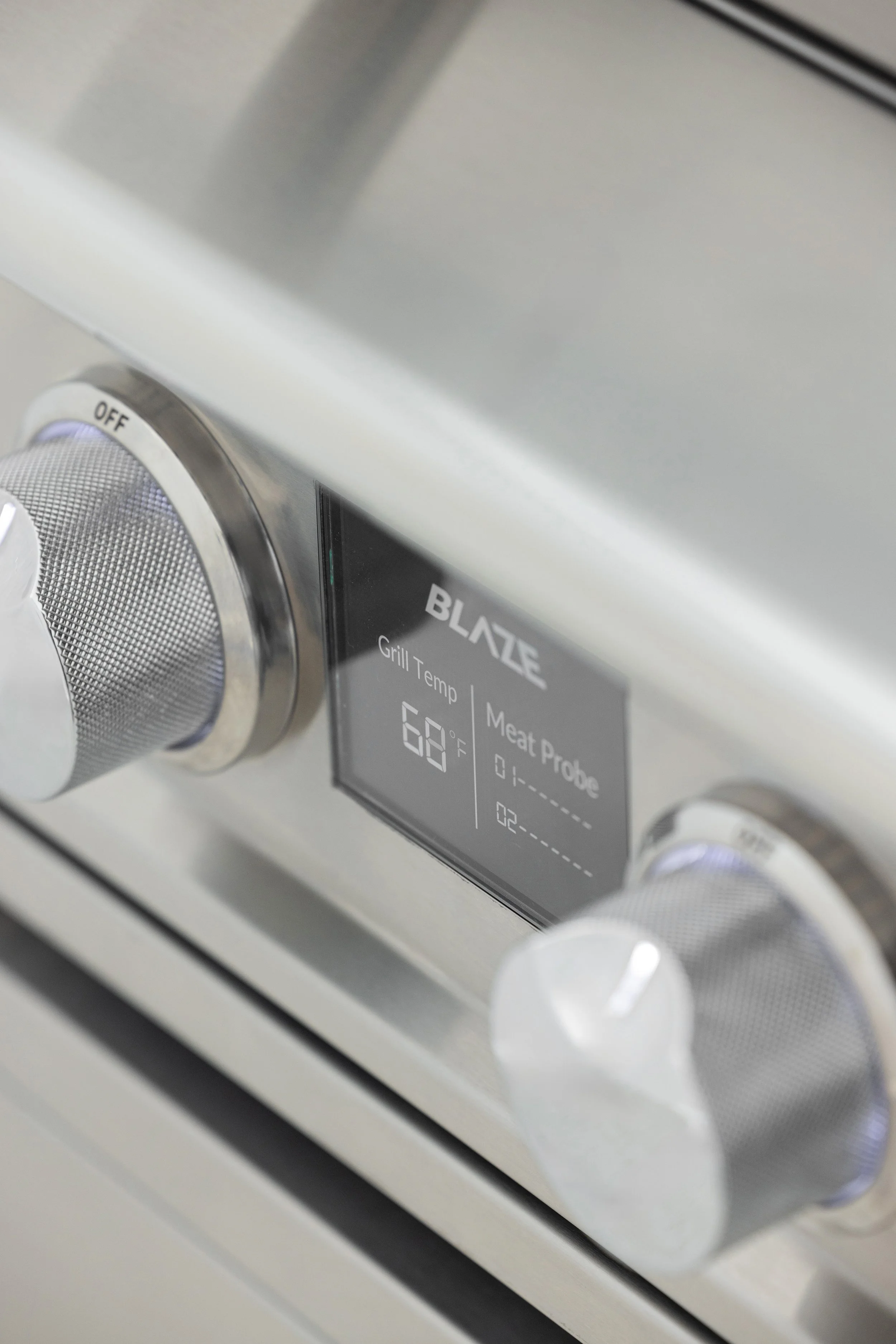 LTE PRO Knob and Control Panel Detail - Vertical.jpg