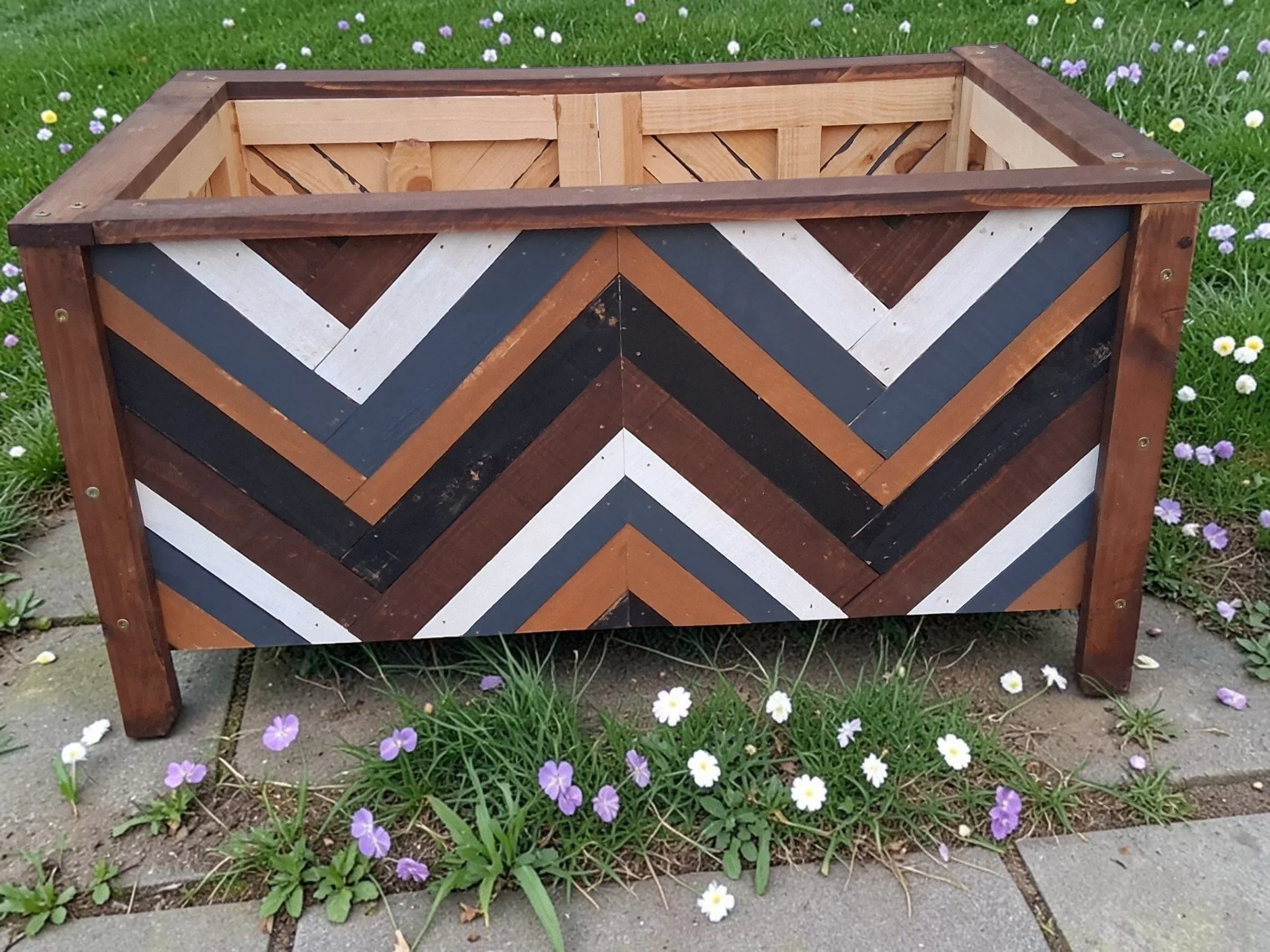 large herringbone planter-Photoroom.jpg