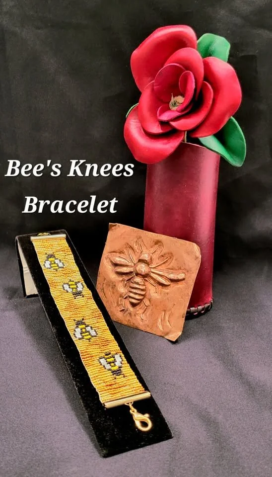 Bee's Knees Earrings & Bracelet Pattern (Loom)