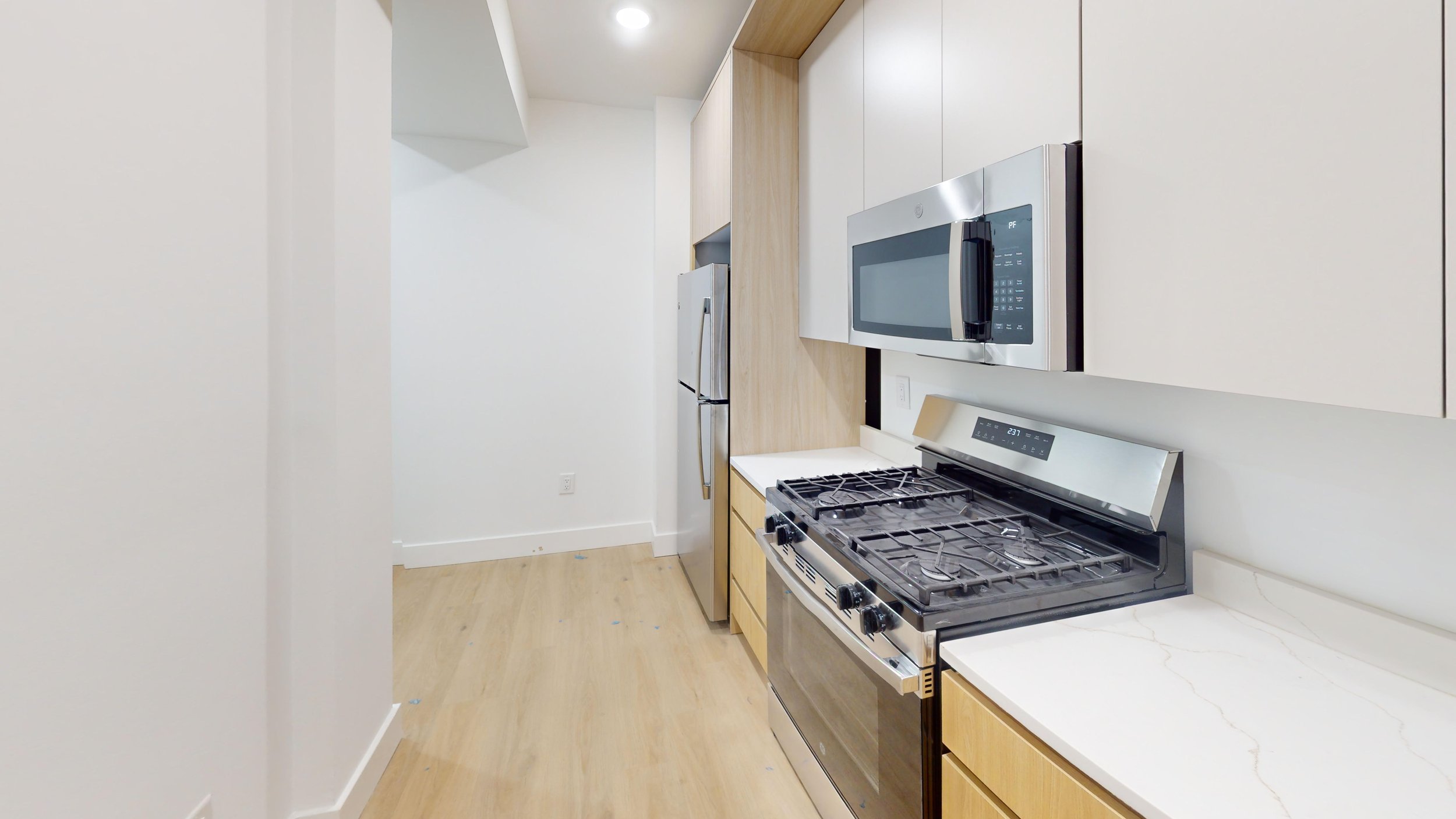 330-Martin-Luther-King-Jr-Dr-Unit-202-Kitchen.jpg