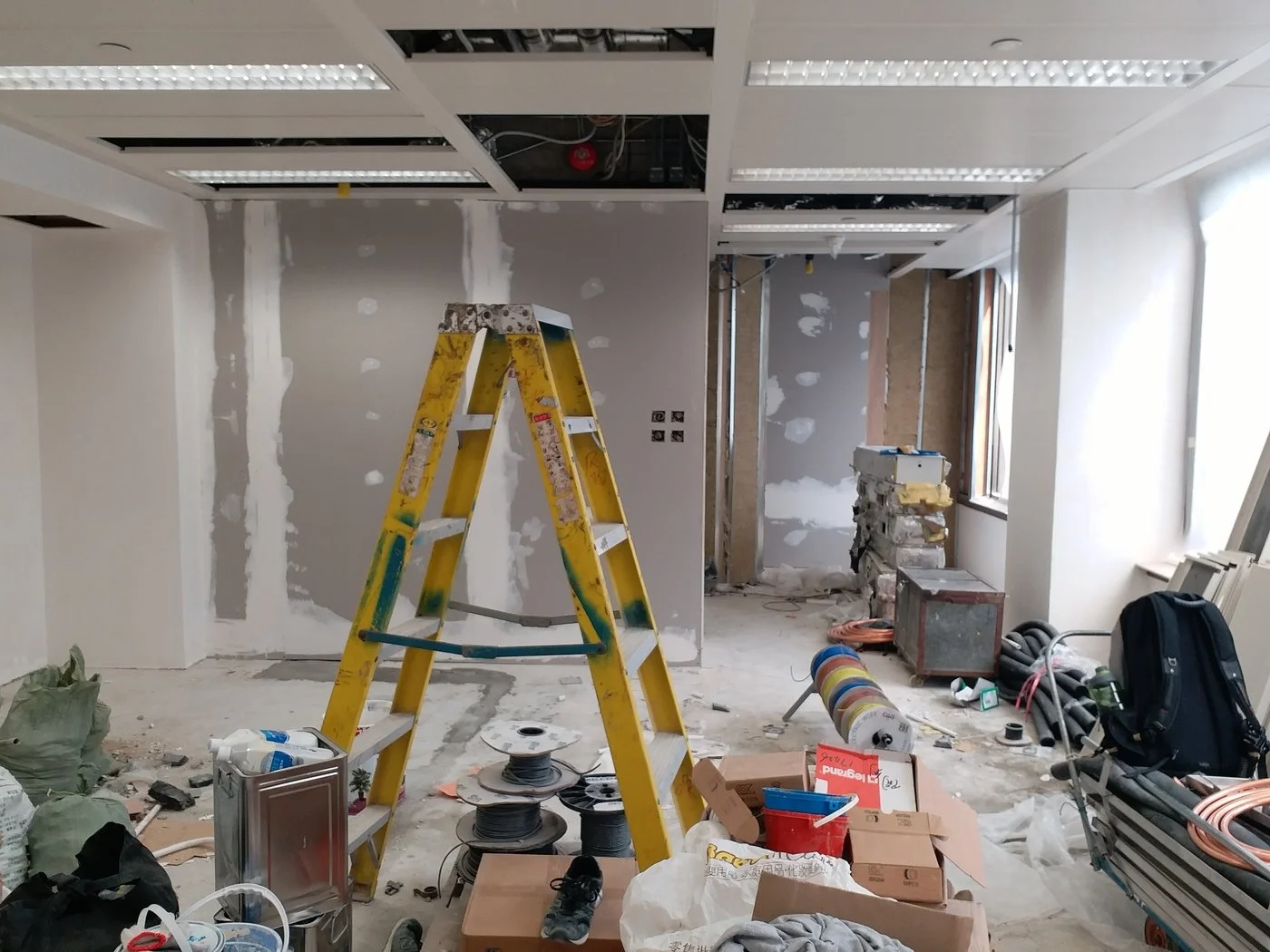 Square shaped hole on gypsum board - 3.jpg