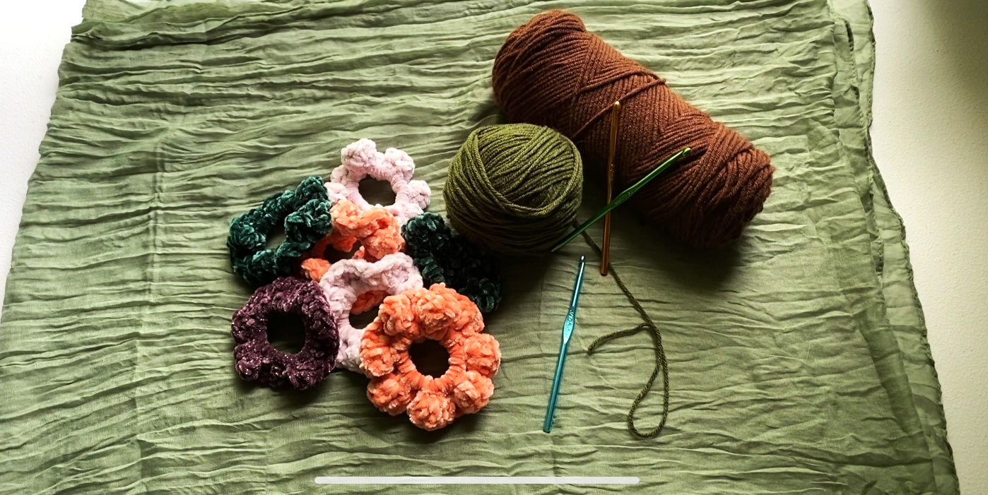 Scrunchie 4.png