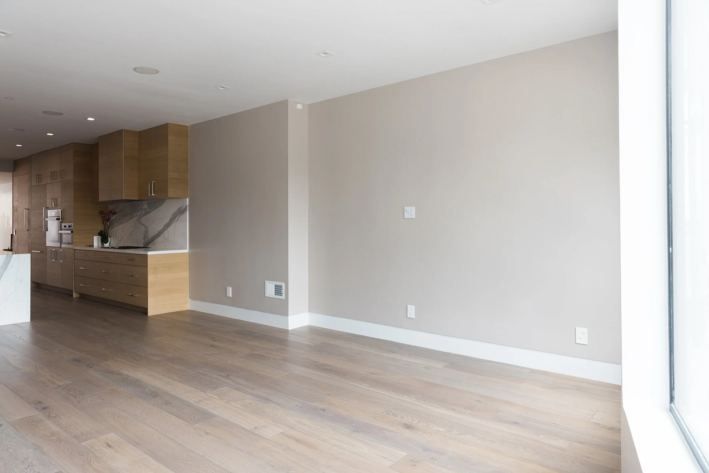 PH Painting contractor painting ©TR Studio 82.jpg