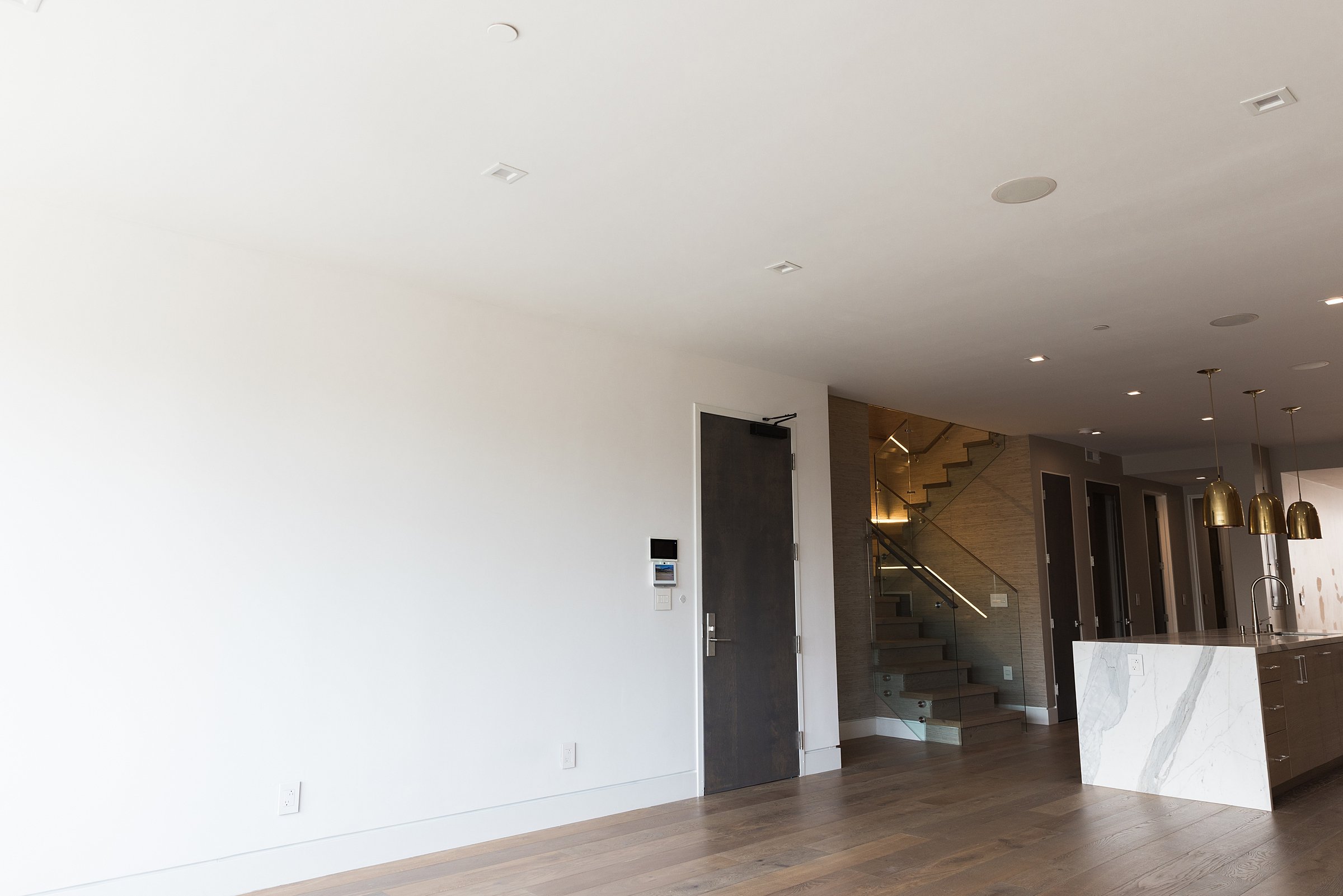 PH Painting contractor painting ©TR Studio 81.jpg