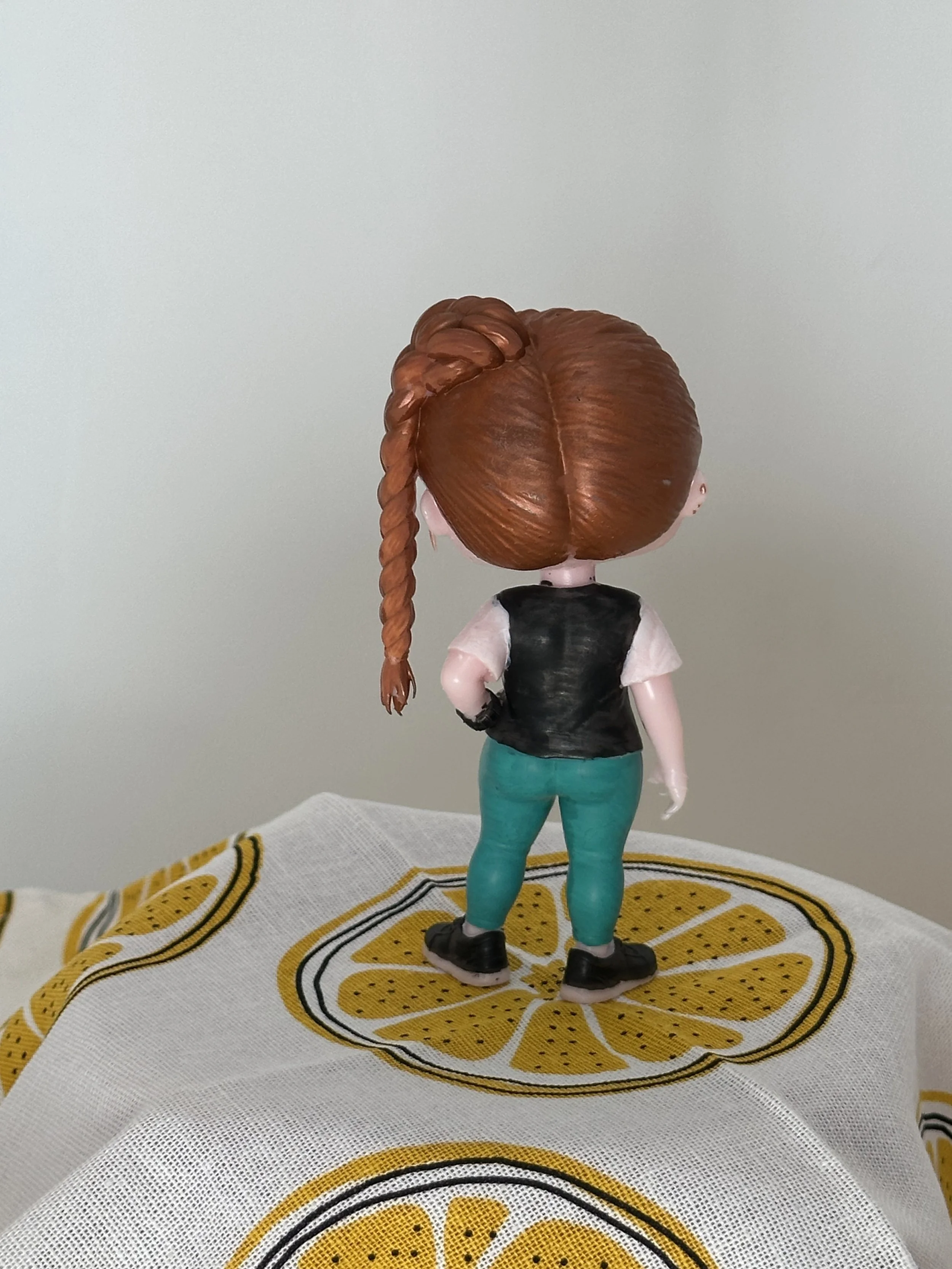 FUNKO MAMI ESPALDA.jpeg