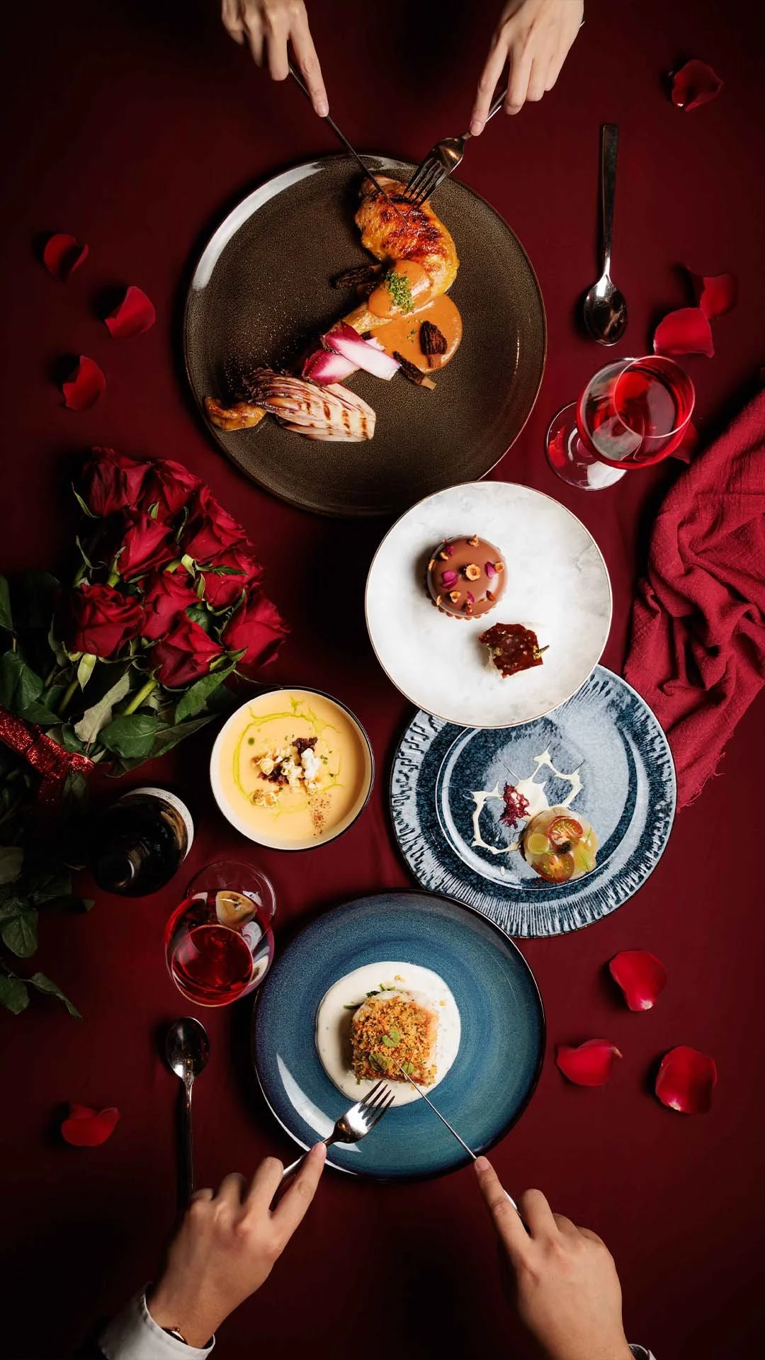 Romantic dining setup photographed for a Valentine’s Day campaign at Sky22 Courtyard by Marriott in Singapore