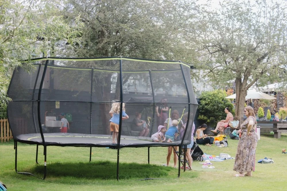 Giant trampoline