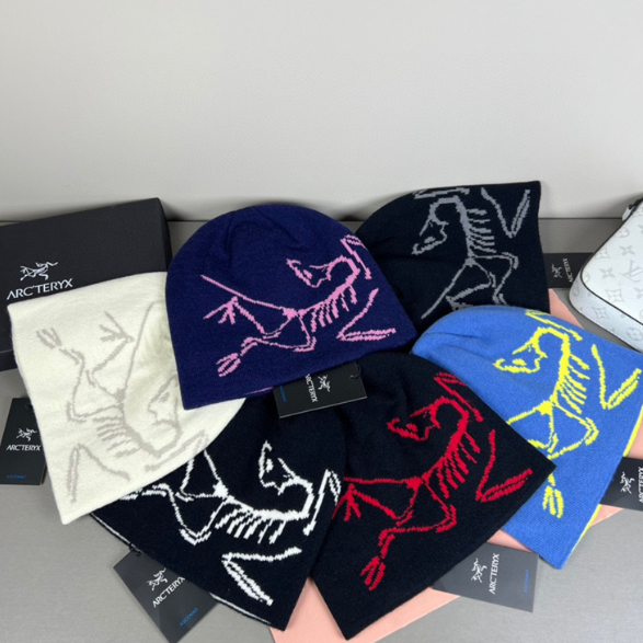 Arc' Beanie