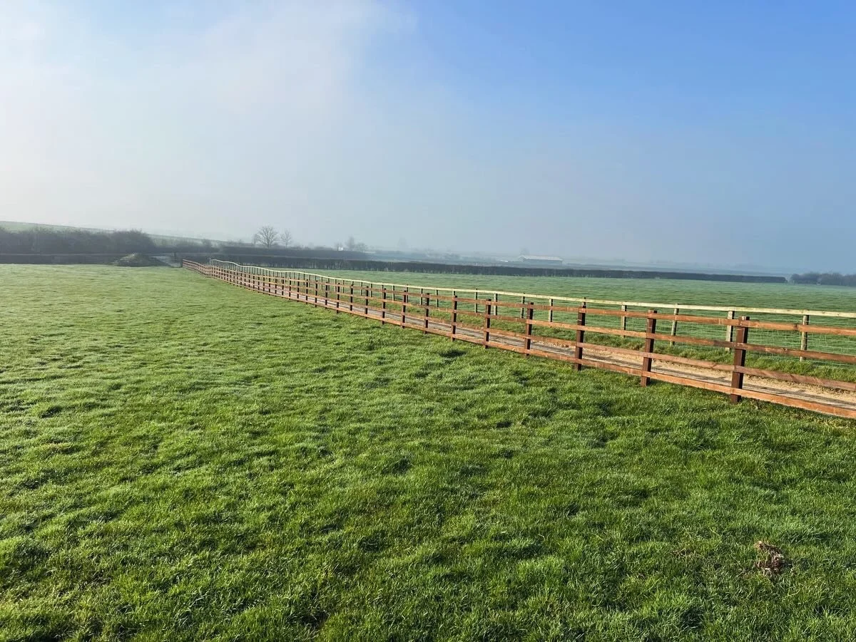 Country, agricultural and equestrian fencing across Leicester