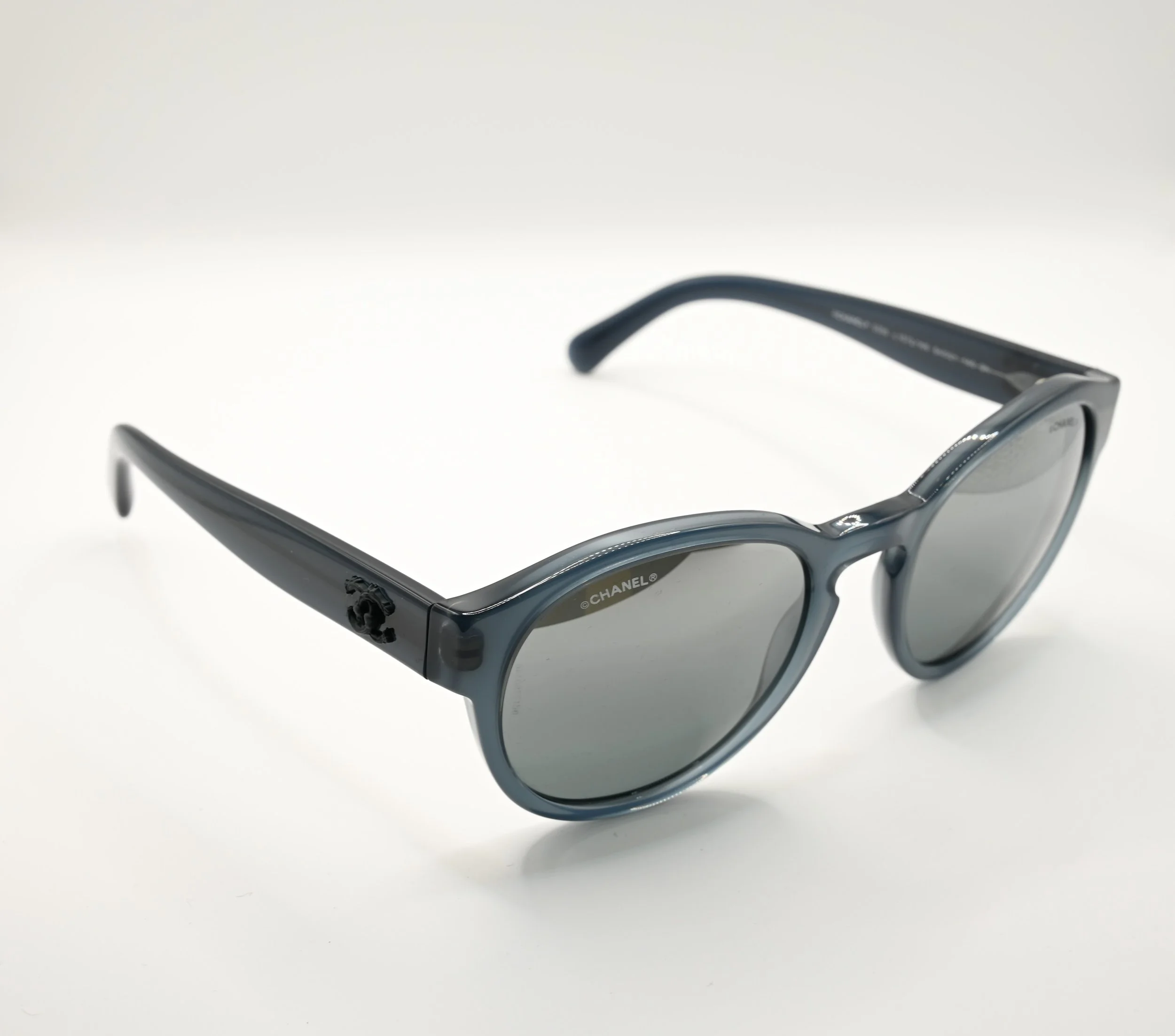 CHANEL CH5359  1572W6  54 3N 140 MILD GREEN, GRADIENT GREY