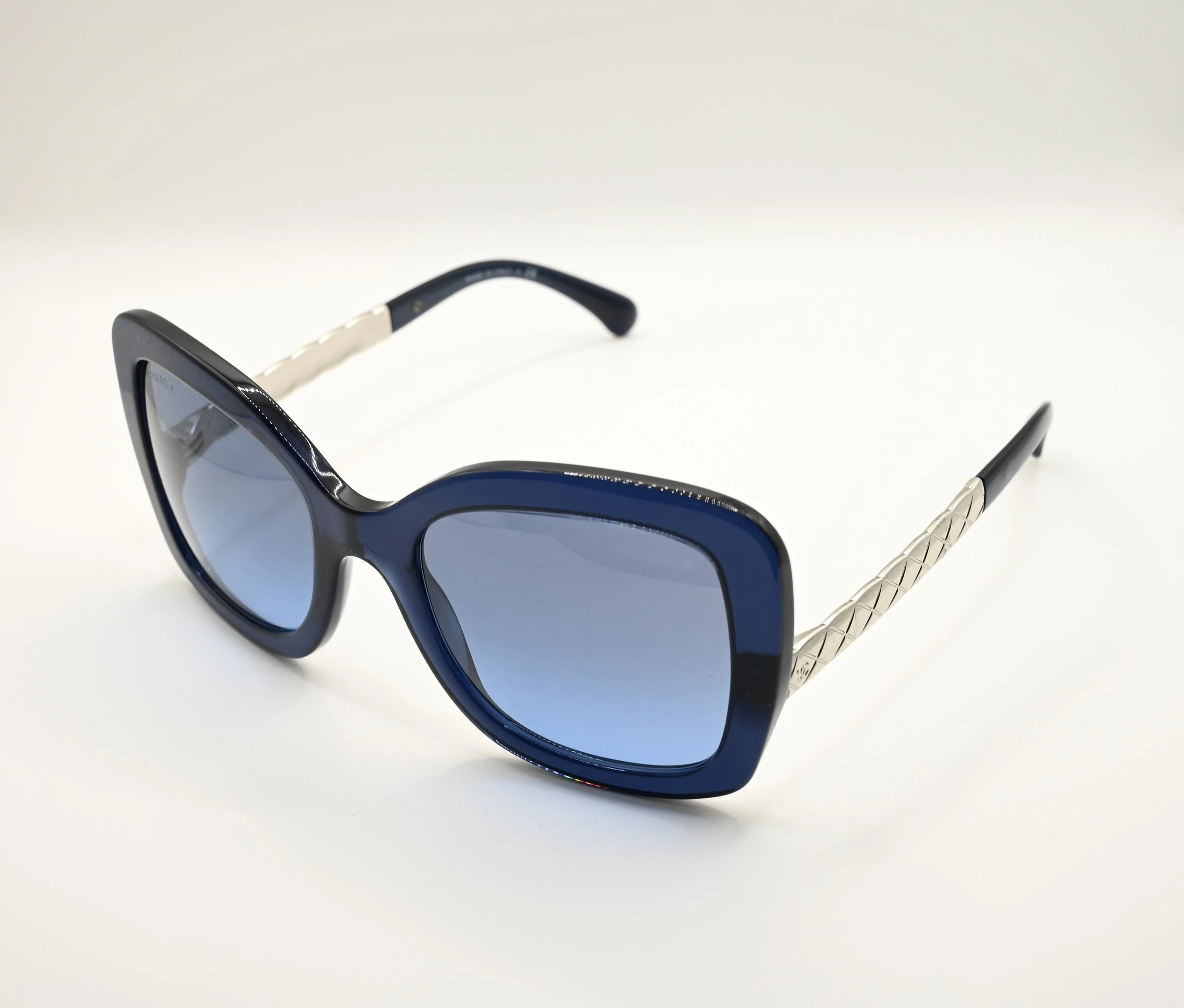 CHANEL CH5370  1390S2 54 2N 135 GRADIENT BLUE