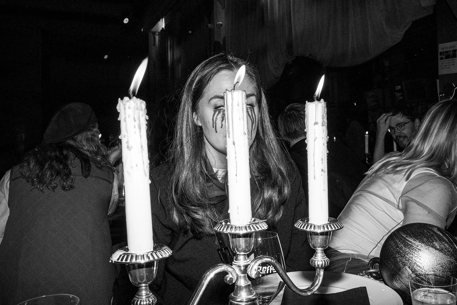 R0000187 copy sm.jpg