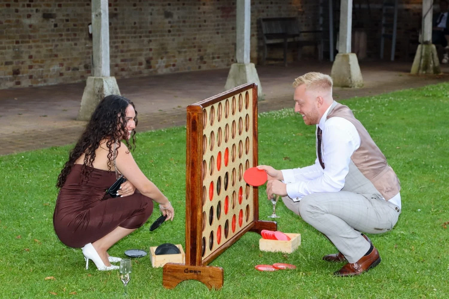 giant connect 4 game hire