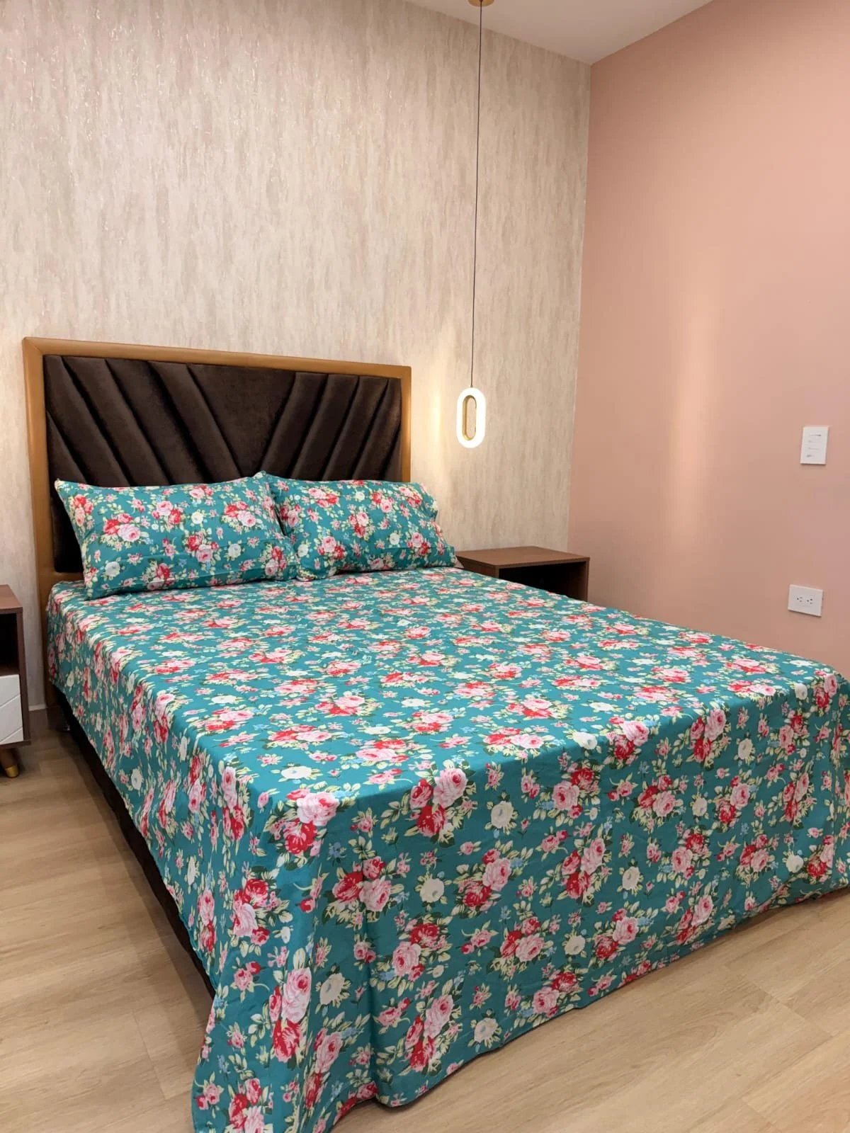 Juego de Sábanas Estampadas – Jardín Nocturno (1.20)