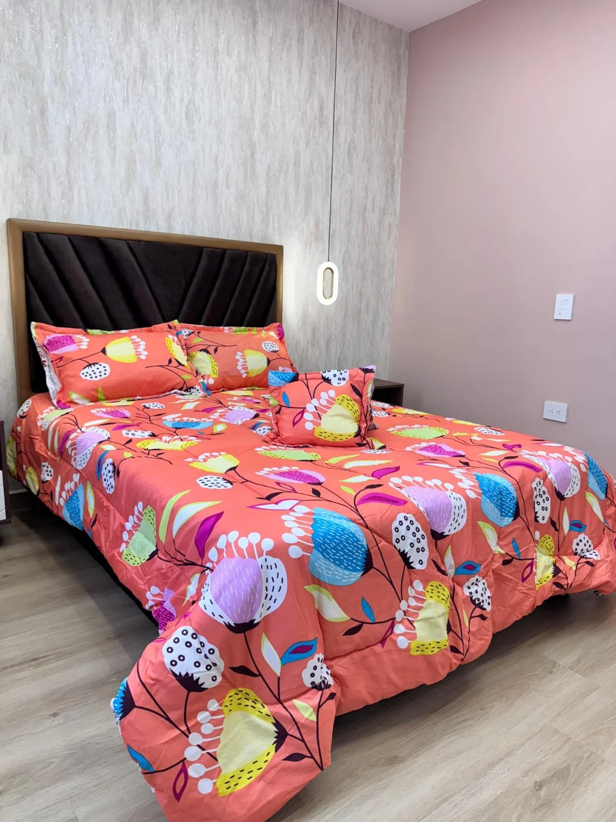 Edredón Sencillo Estampado – Floral Coral Vibrante