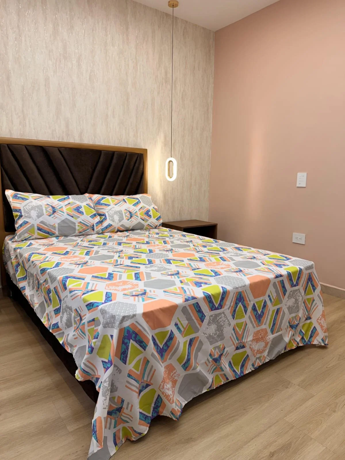 Juego de Sábanas Estampadas – Patchwork Verde & Gris (1.20)