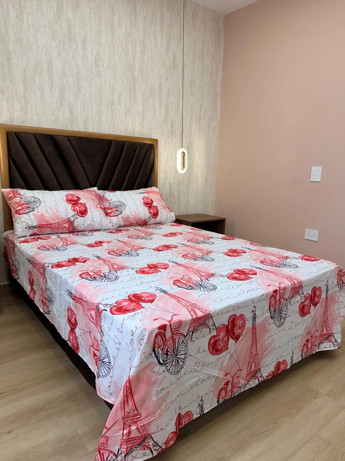 Juego de Sábanas Estampadas – Corazones París (1.20)