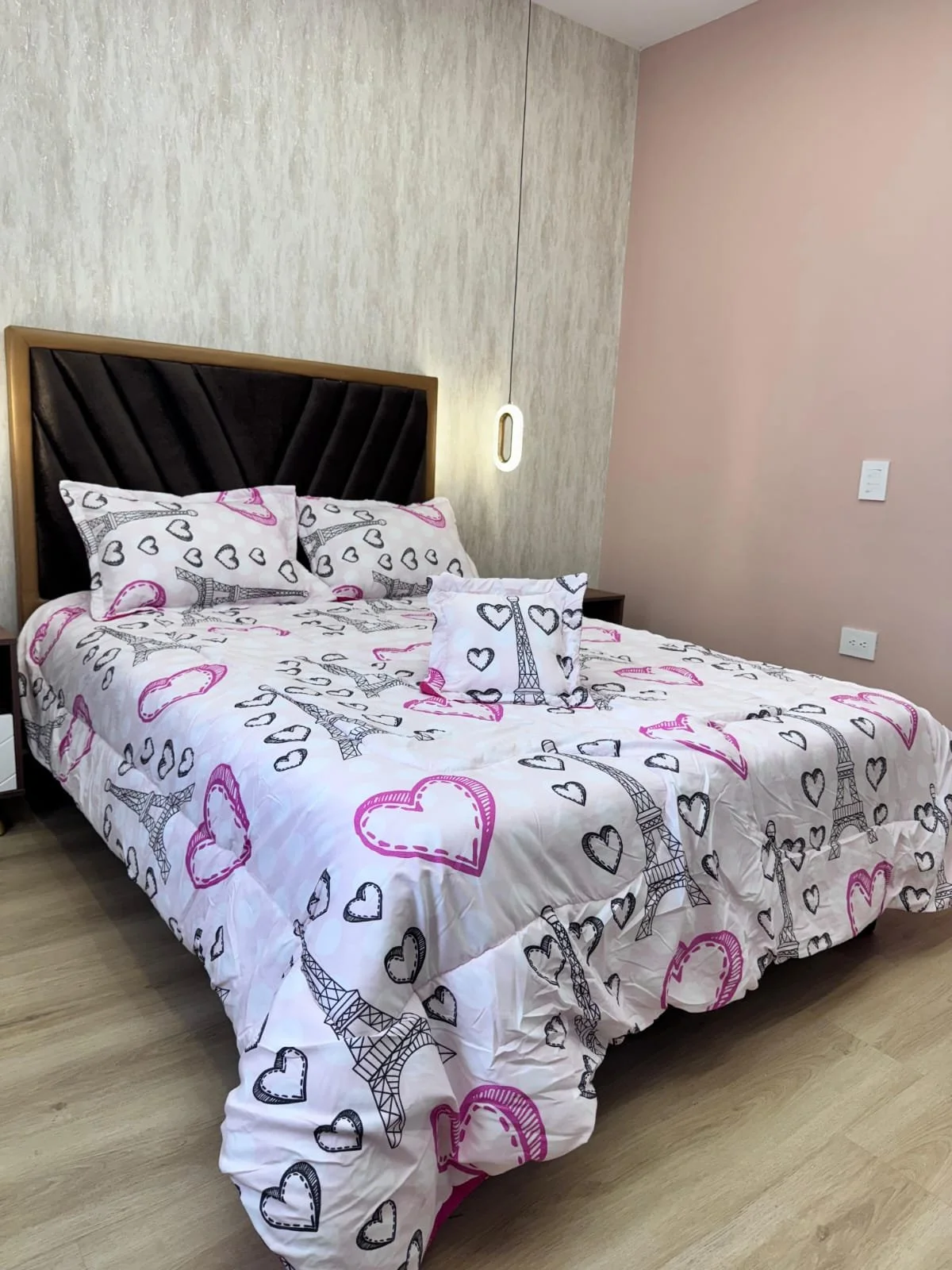 Edredón Sencillo Estampado – Blanco con corazones Paris