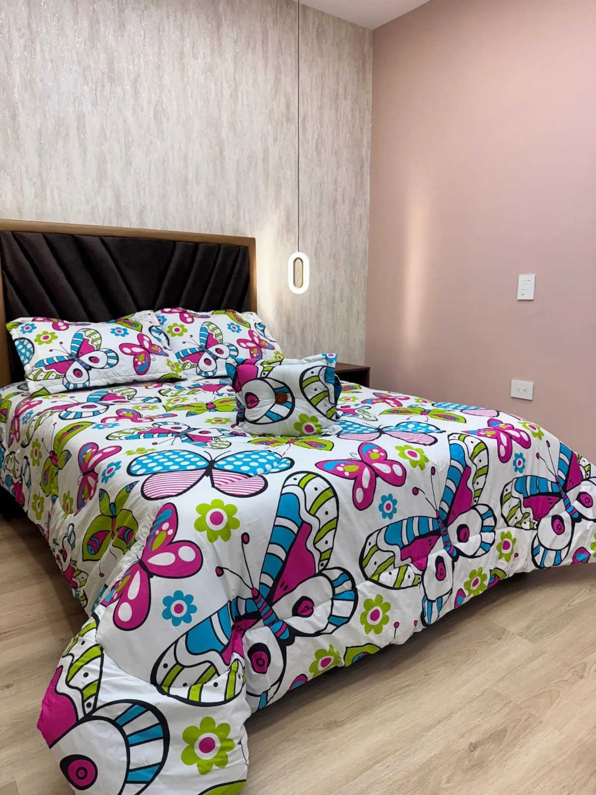 Edredón King Estampado 6 Piezas - Mariposas Coloridas