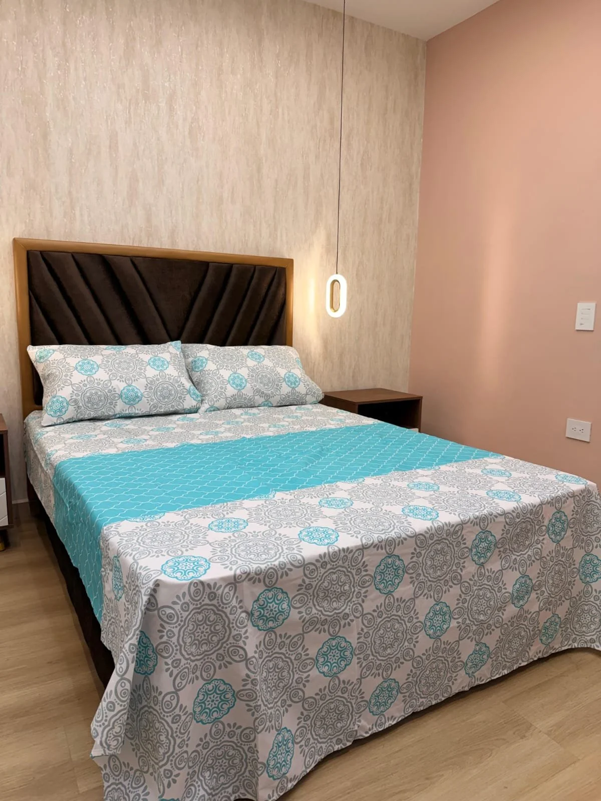 Juego de Sábanas Estampadas – Ornamental Gris & Aqua (1.20)