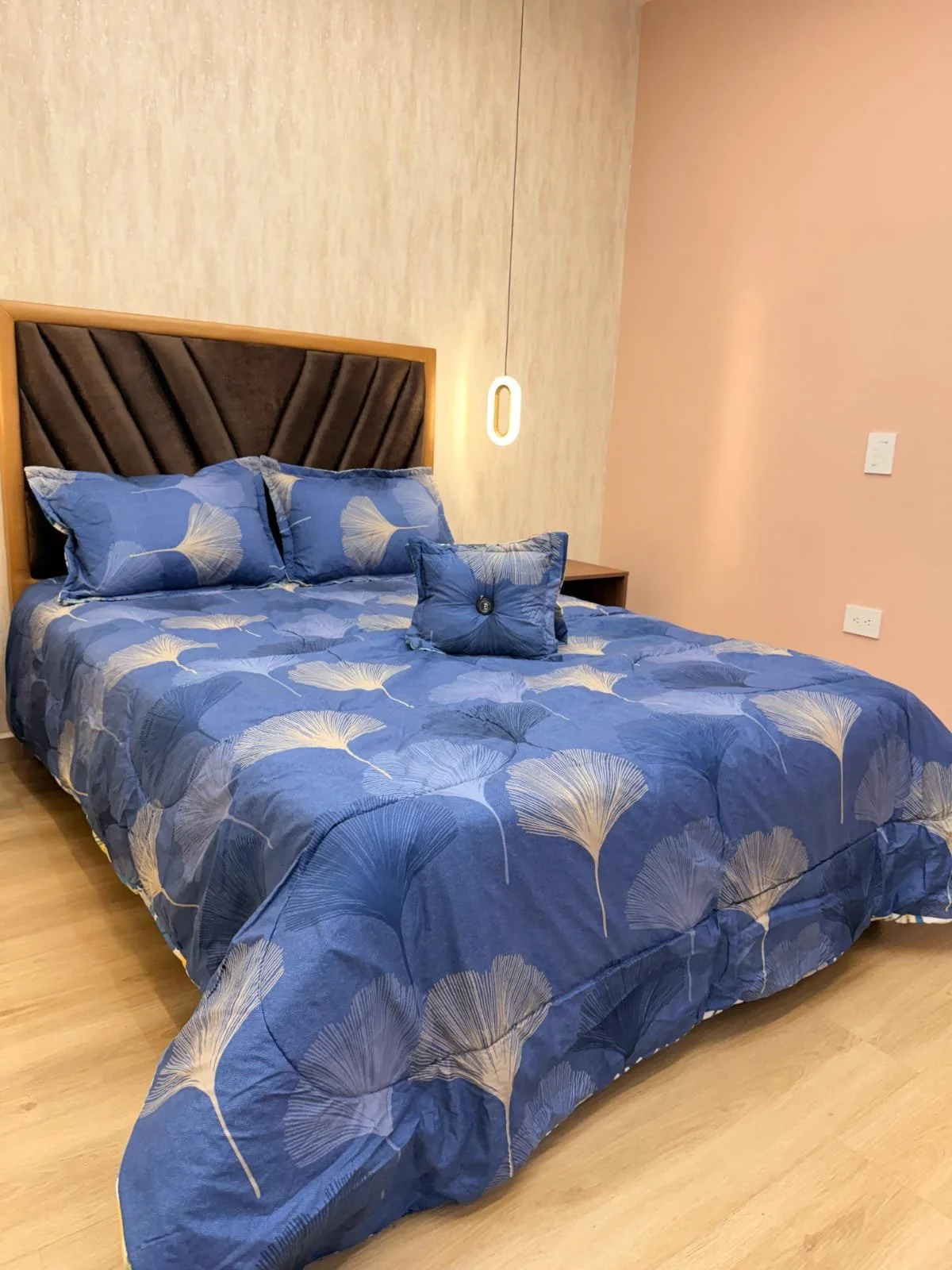 Edredón King Estampado 6 Piezas - Hojas Elegantes Azul