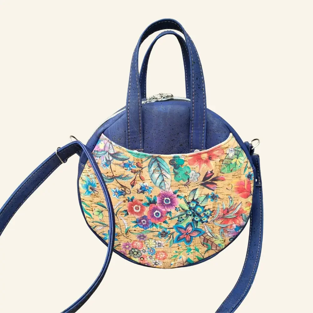 Ronde kurk tas blauw achterkant.webp