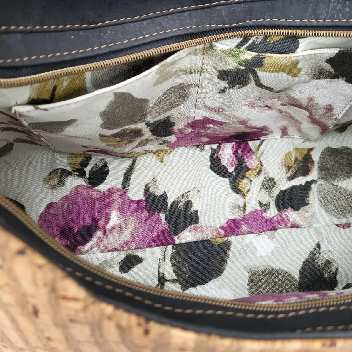 Grote shopper tas naturel kurk binnenkant.jpg