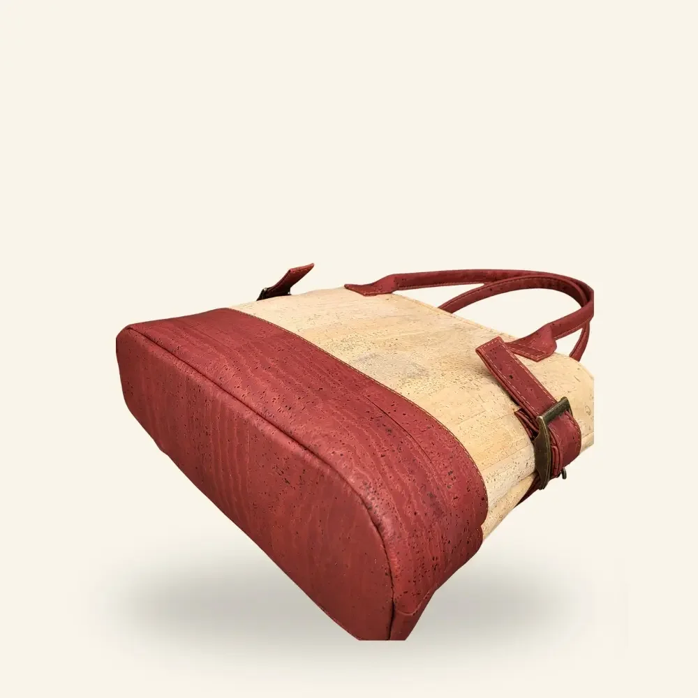 Handtas rood met naturel kurk onderkant.webp