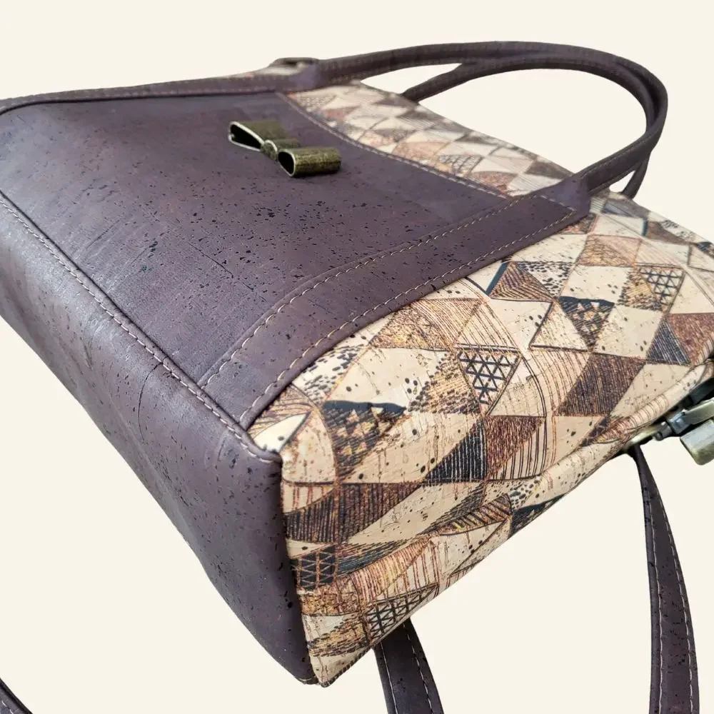 Shopper diamant patroon met bruin kurk zijkant.webp