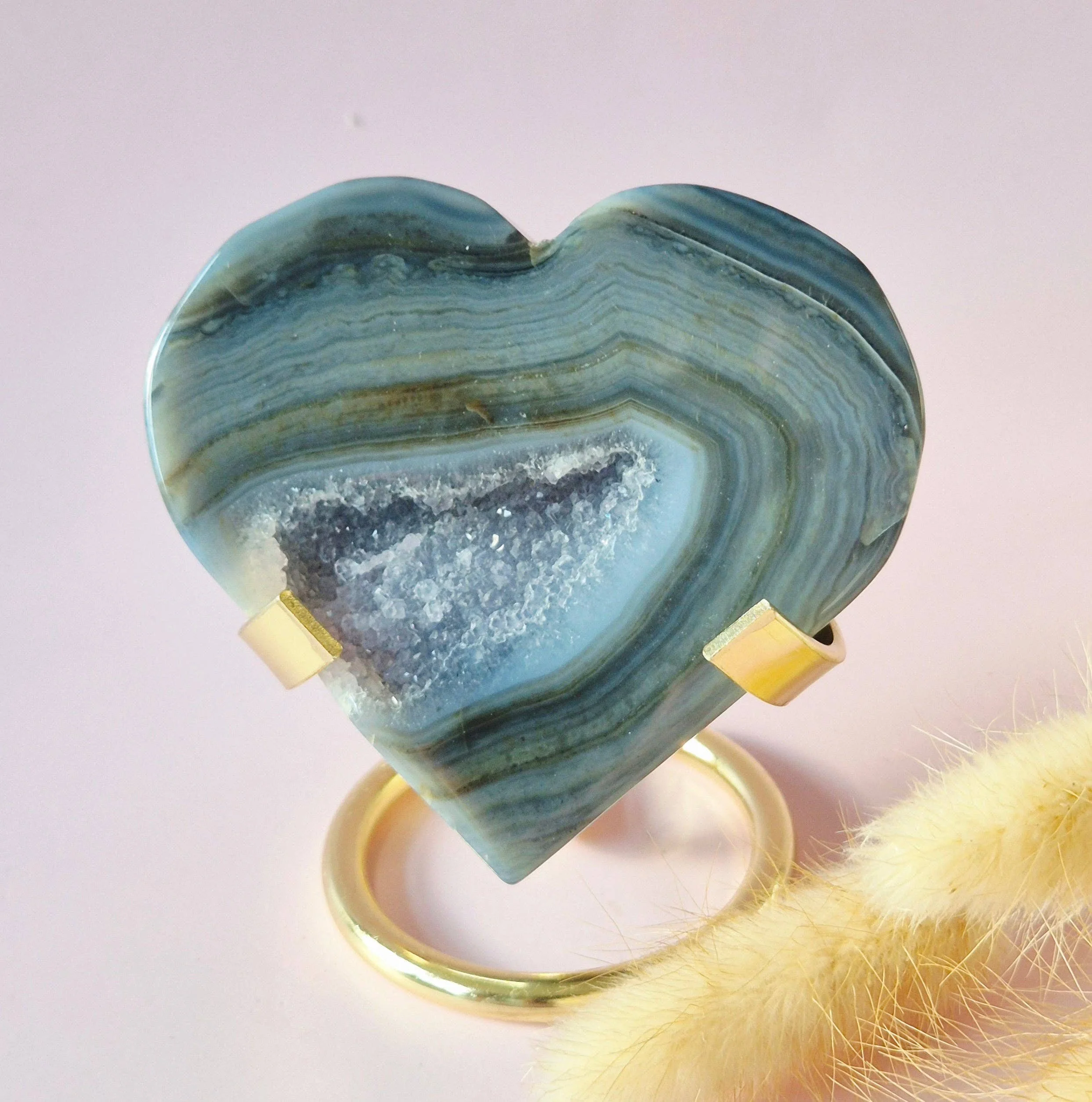 Druzy Grey Agate Gemstone Heart - Includes Stand - 99g