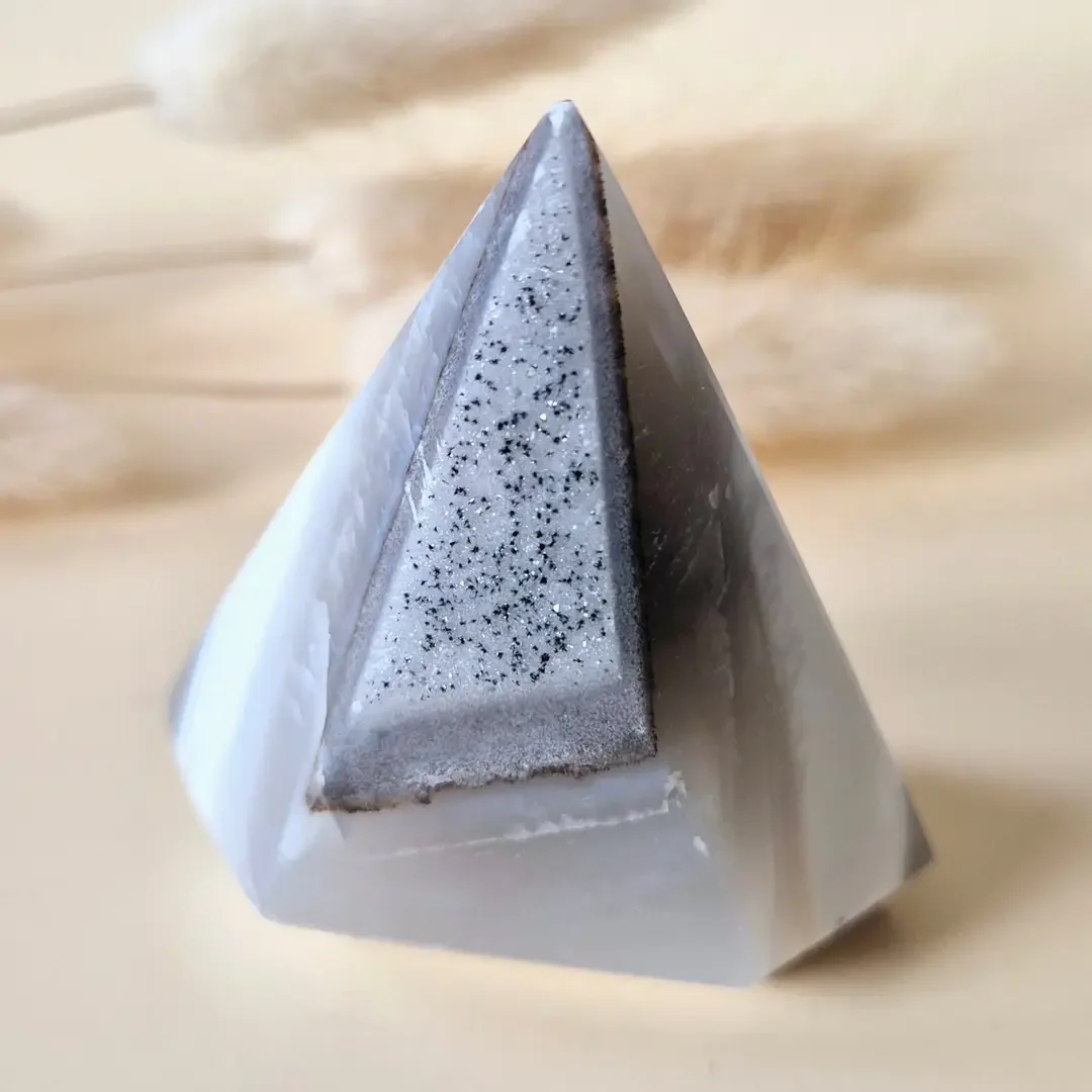 Druzy Gray Agate Diamond Standing Gemstone Crystal