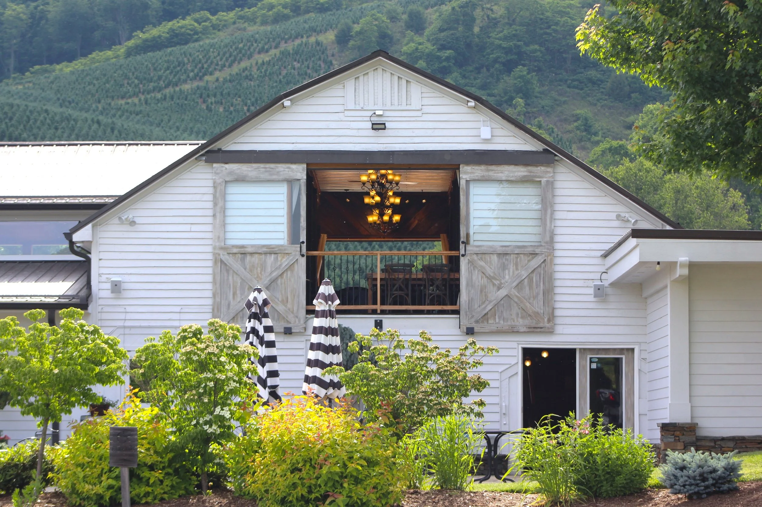 old-barn-winery (65).JPG