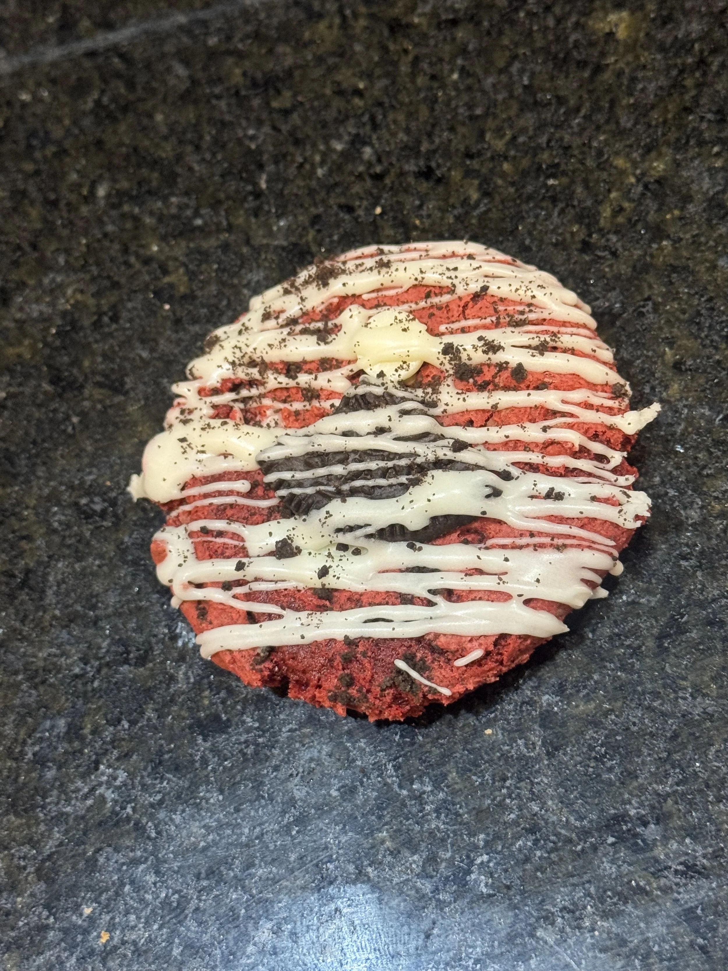 Red Velvet Oreo Cookie