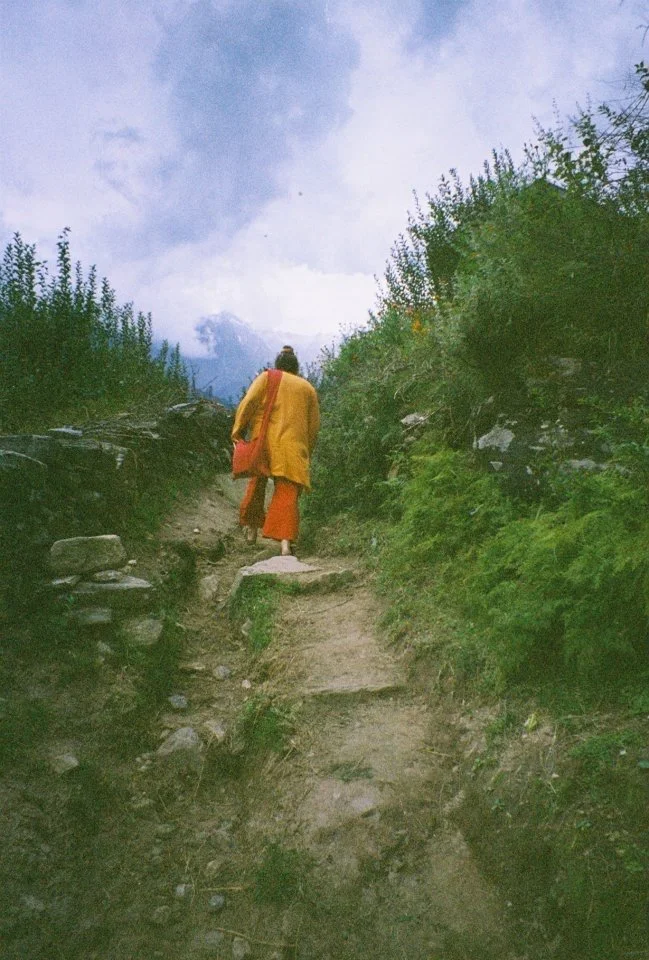 Śrī Bhagavān VaShi Baba walking in the Himalayas.