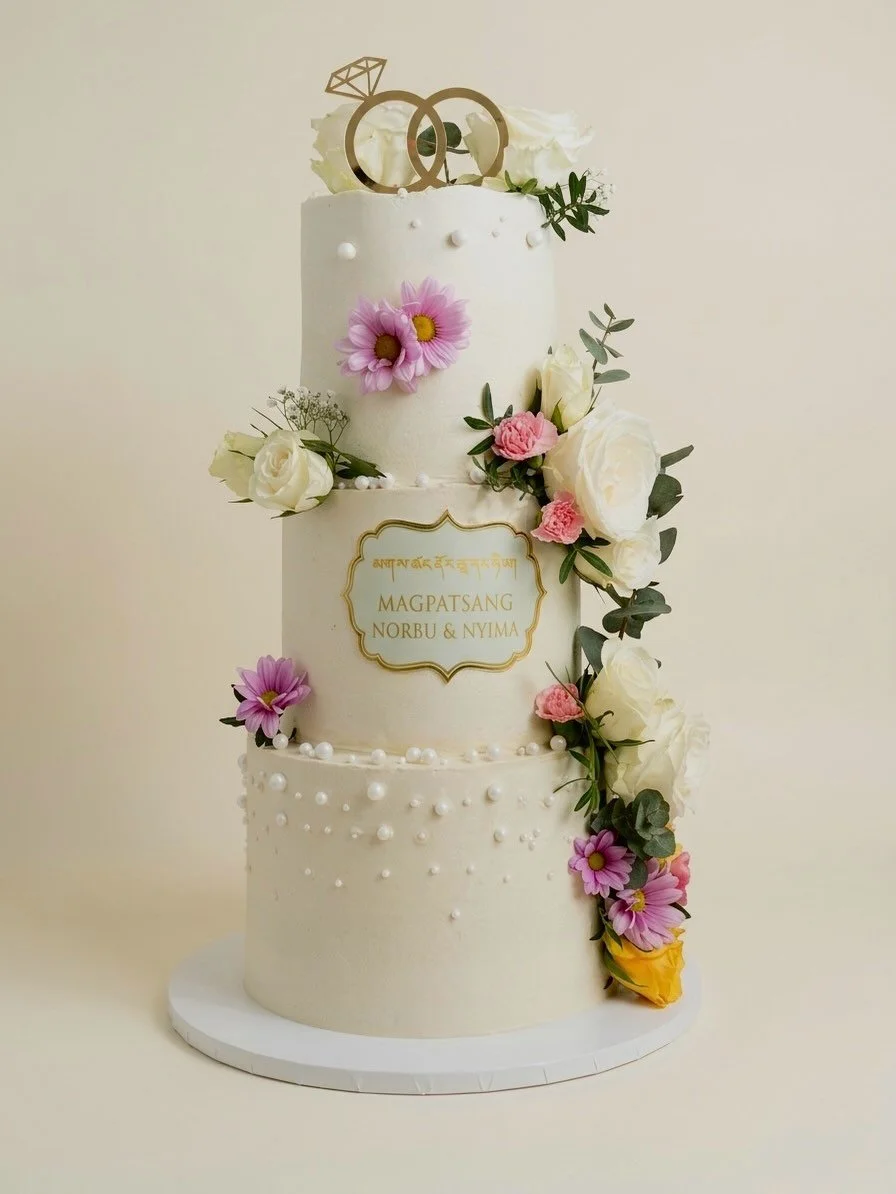 #wedding #swisswedding #switzerland #cake #tibet