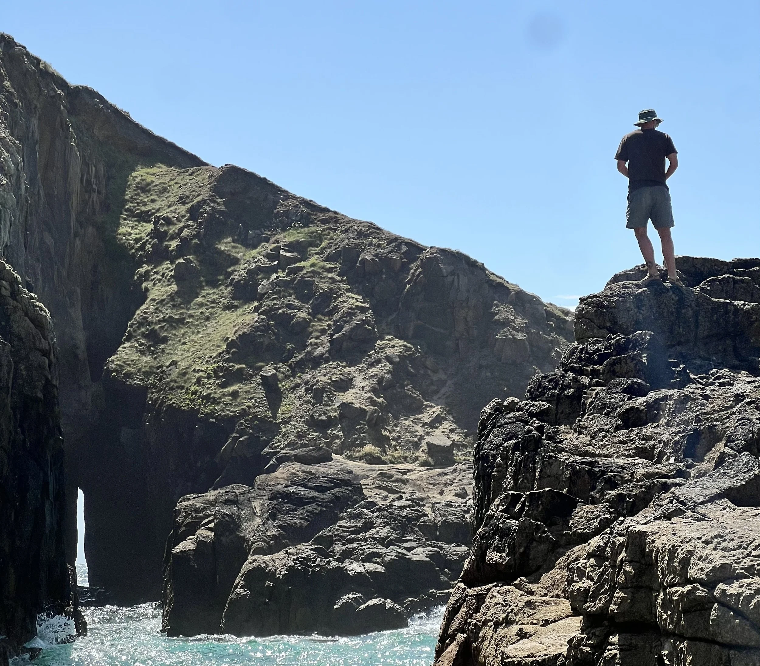 The dramatic geology of ‘The song of the sea’ at hidden gem- Nanjizal beach
